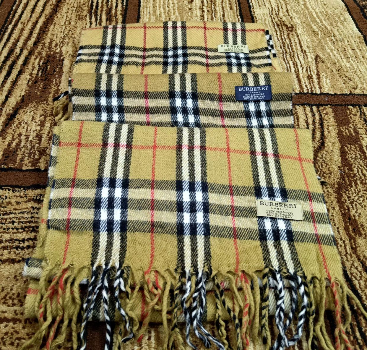 Burberry Scarves Beige-30pcs