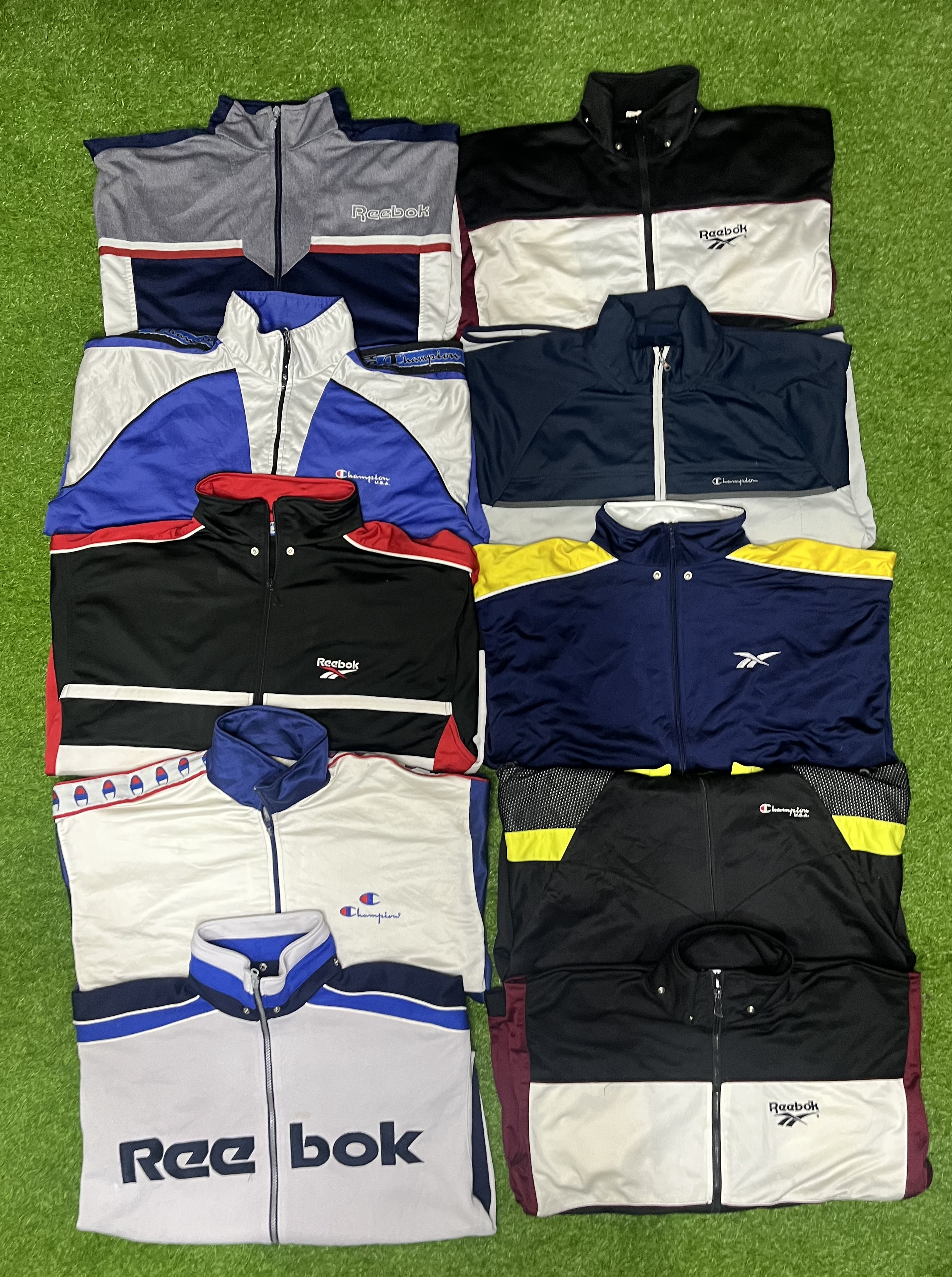 DT:08 champion/ Reebok/ ensemble de survêtement 16 pièces