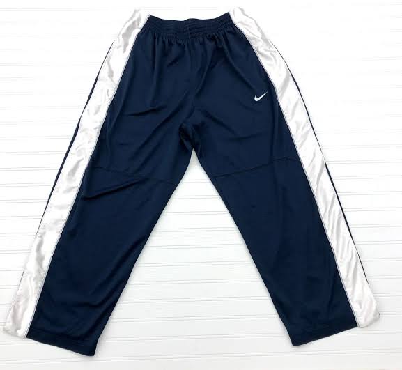 Klassische Nike Jogginghose