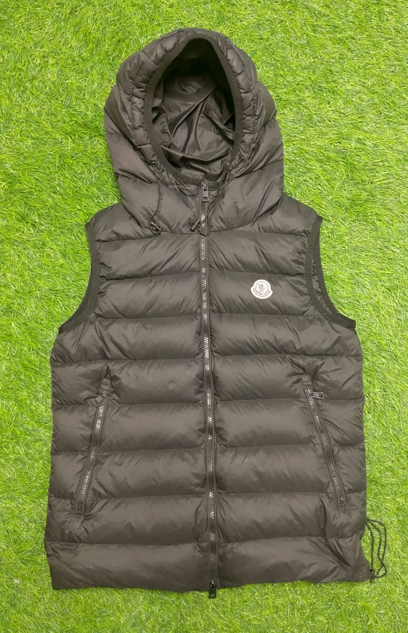 Moncler Jackets 10 Pcs