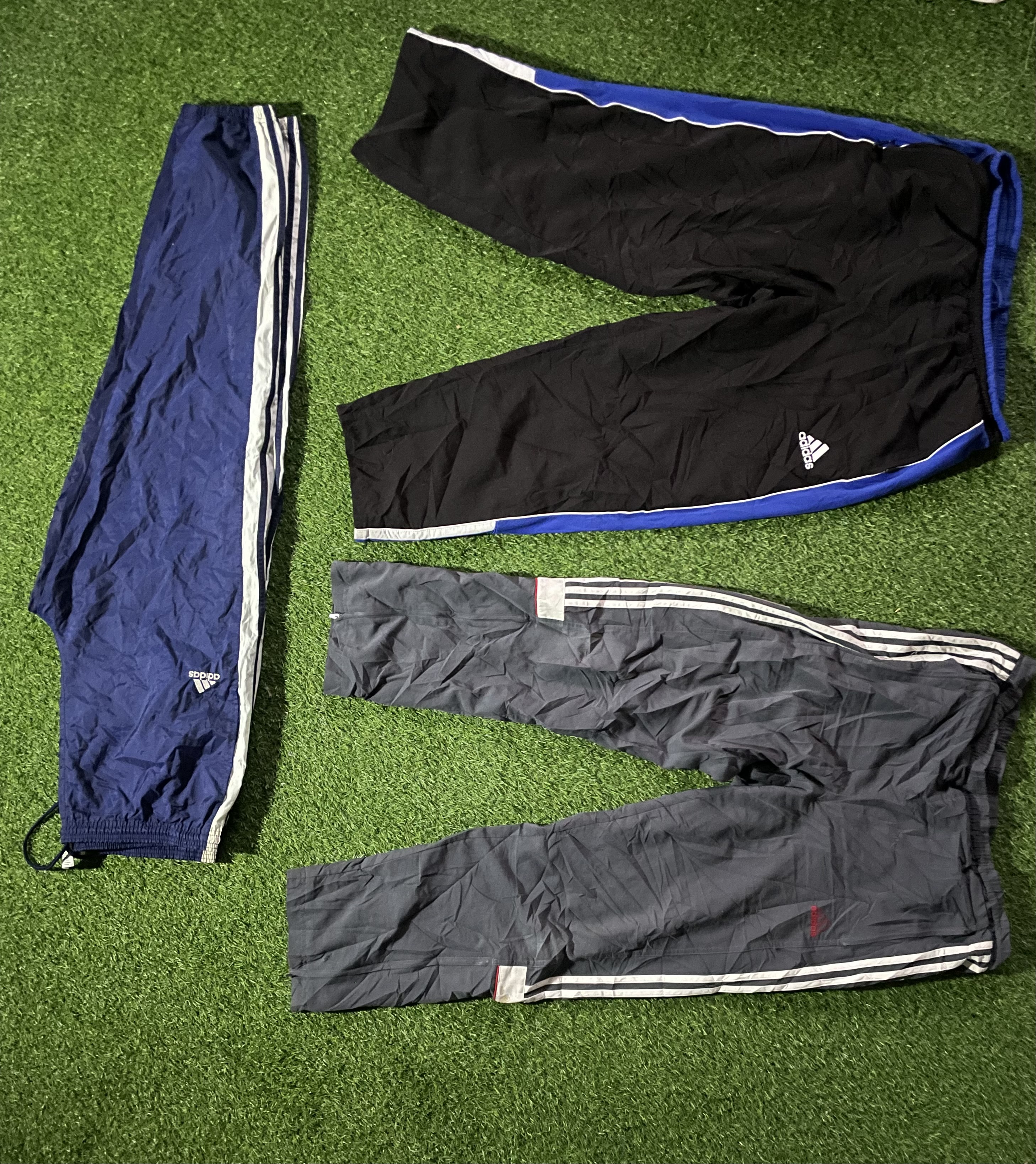 Adidas Parachute Trackpants 30Pcs