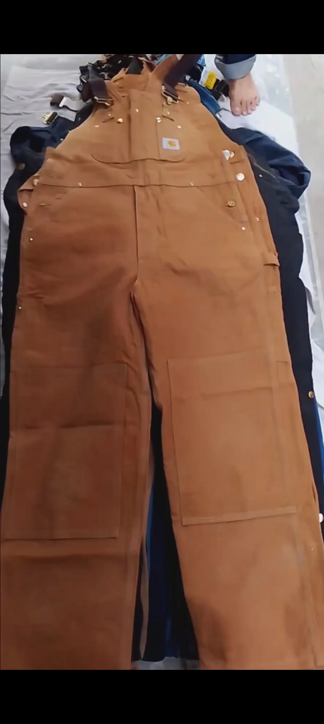 Carhartt Dickies Overalls - 35 pcs