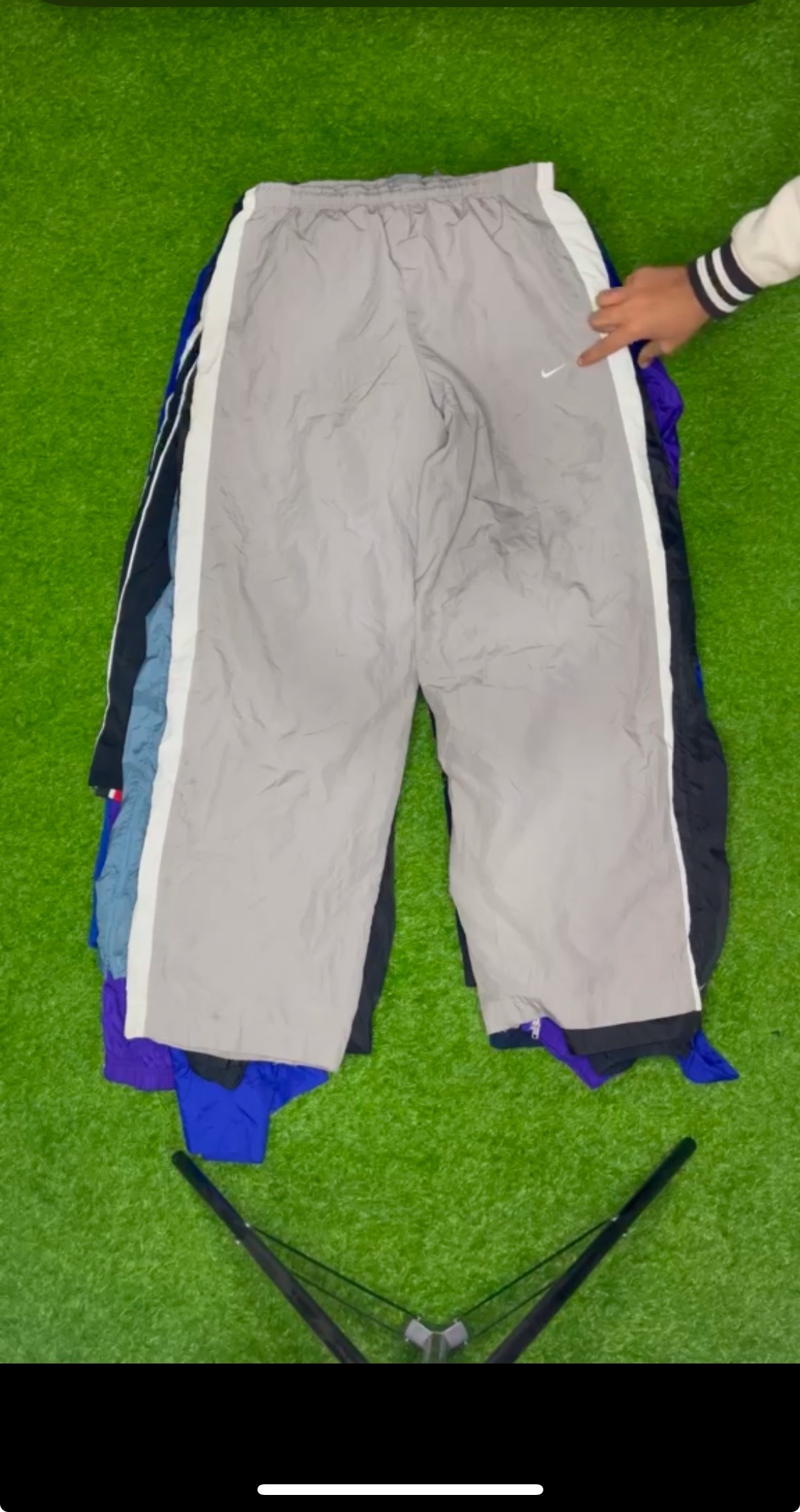 DT:23 Nike track pants