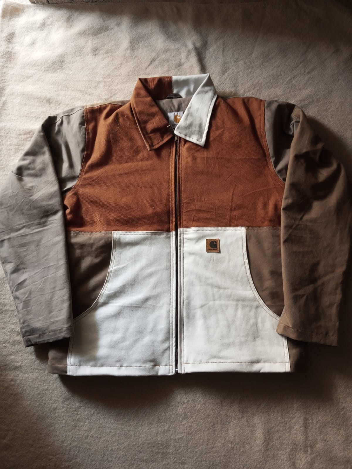 Carhartt mehrfarbige Detroit Rework Style Jacken 25 Stück