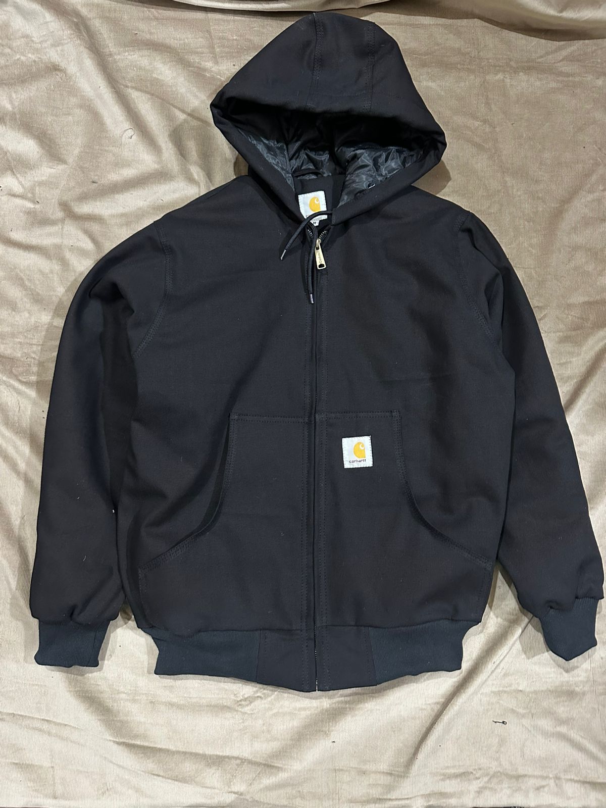 REWORK STYLE CARHARTT BLACK HOODED