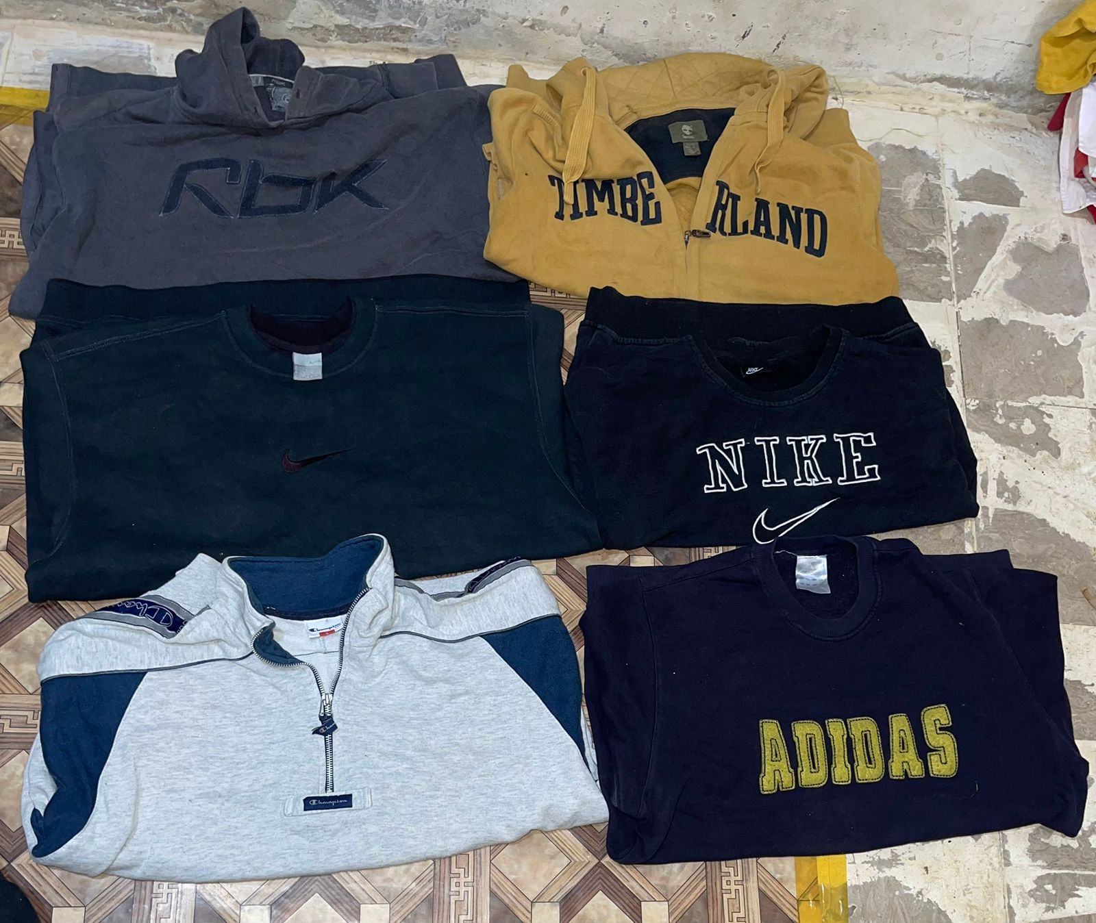 Mix brand sweatshirts