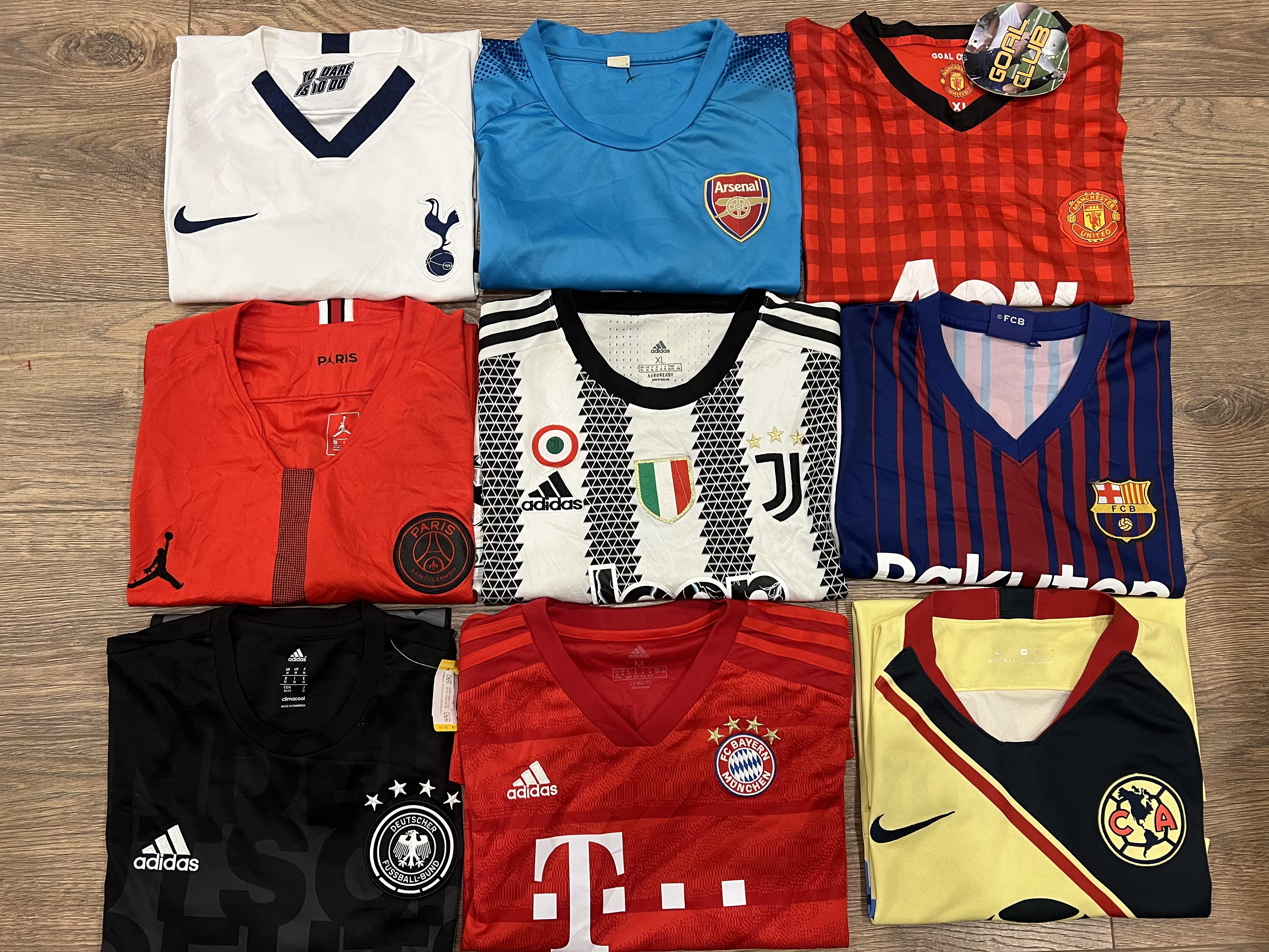 FOOTBALL/SOCCER T-SHIRTS