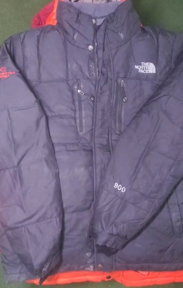 TNF Summit Series puffers