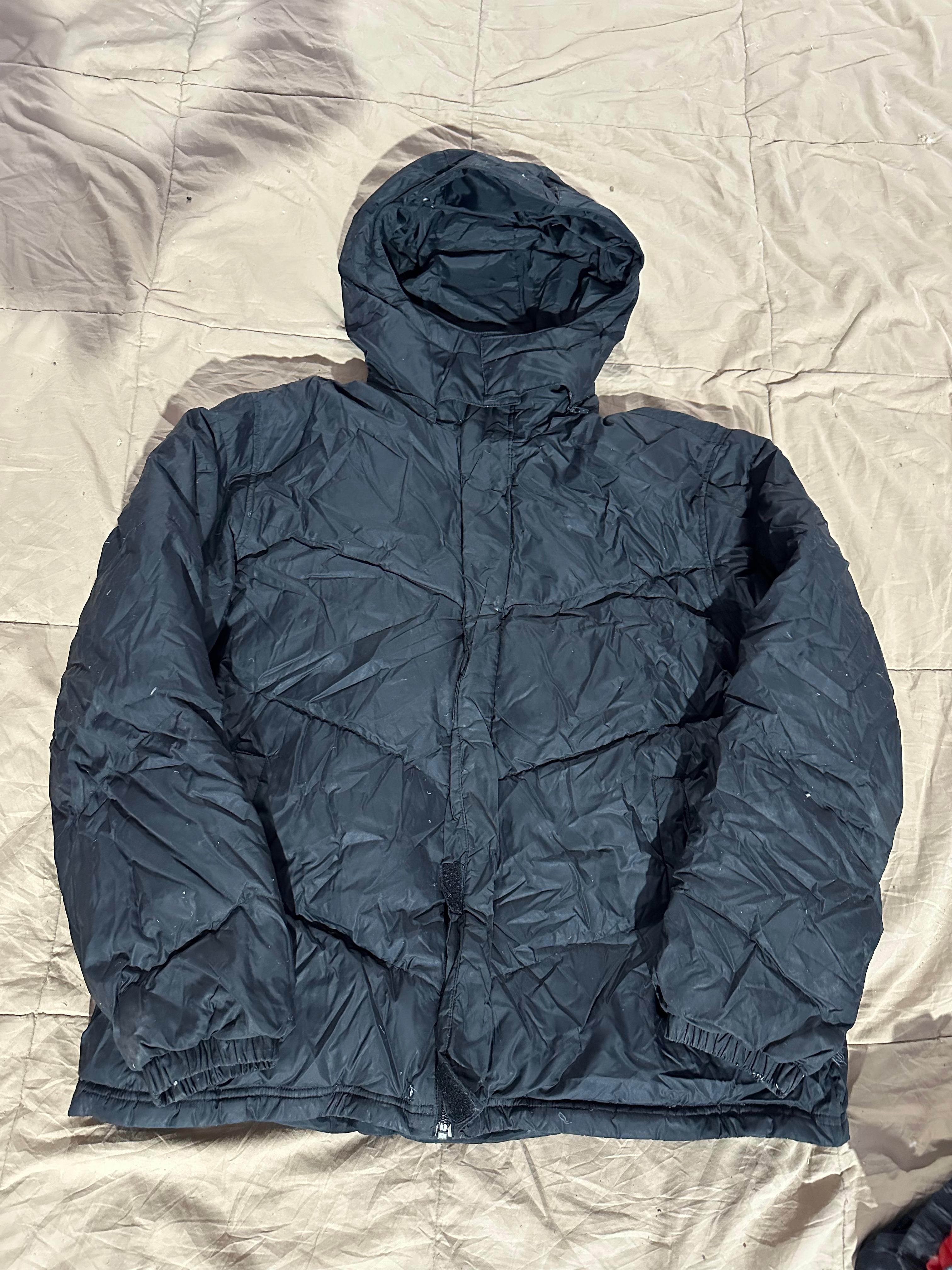 Adidas Puffer Jackets - 13 Pieces