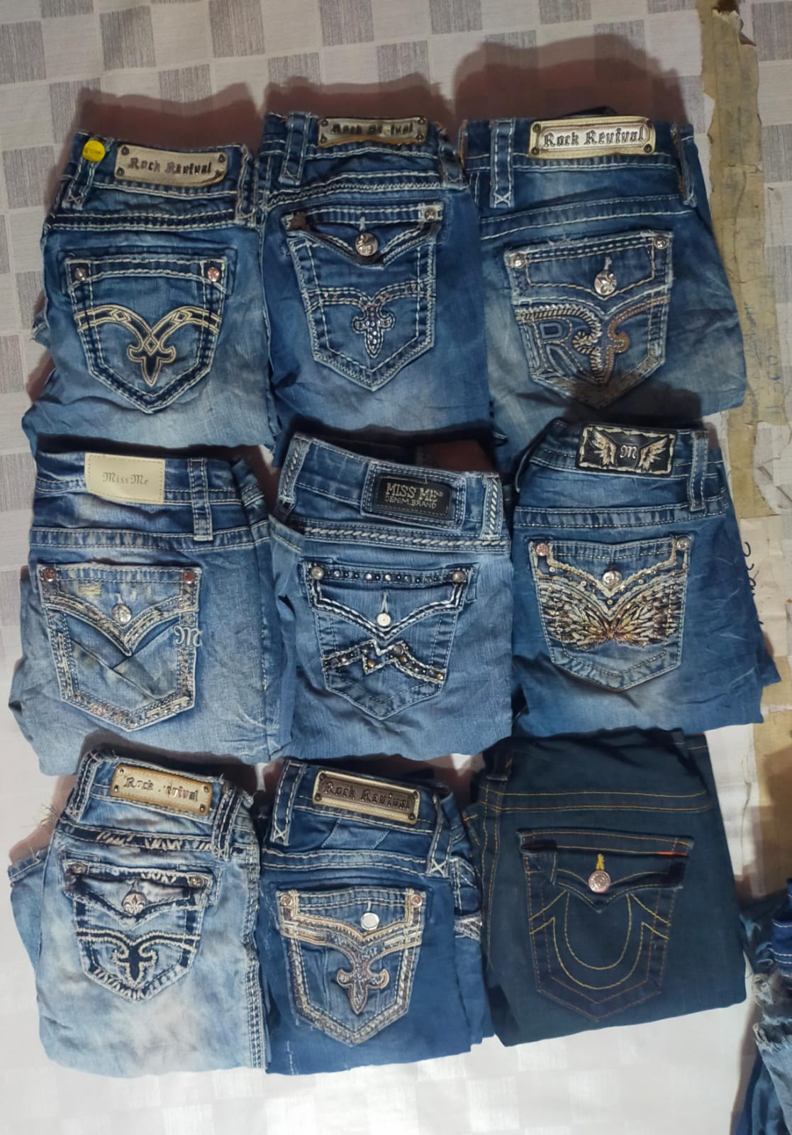 ID 264 MISS ME ROCK REVIVAL AND TRUE RELIGION TOTAL  10 PIECES