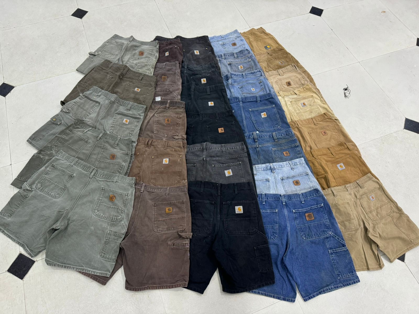 Carhartt Shorts - 25 Stück