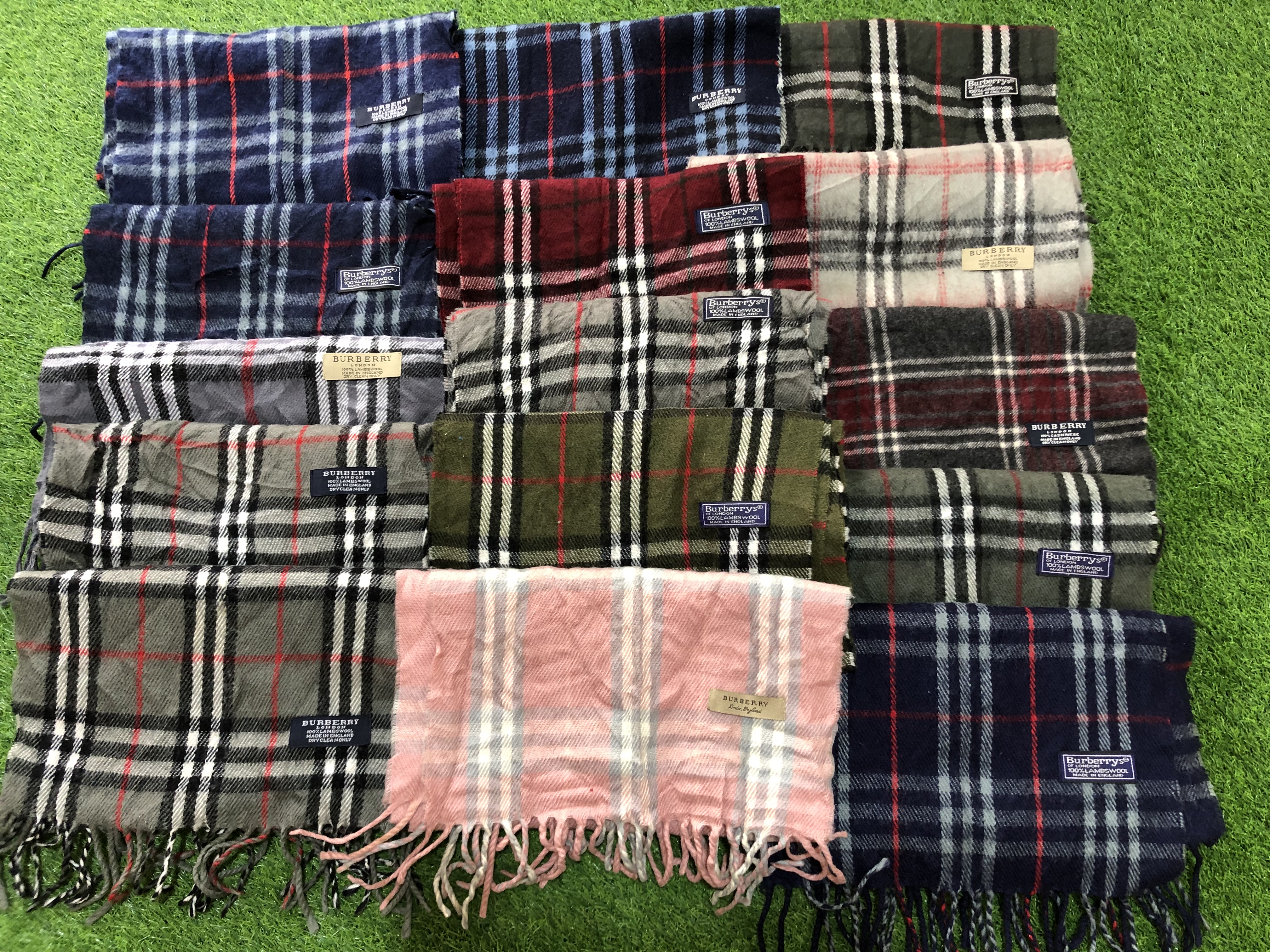 Burberry Scarves Muffler 30 pcs