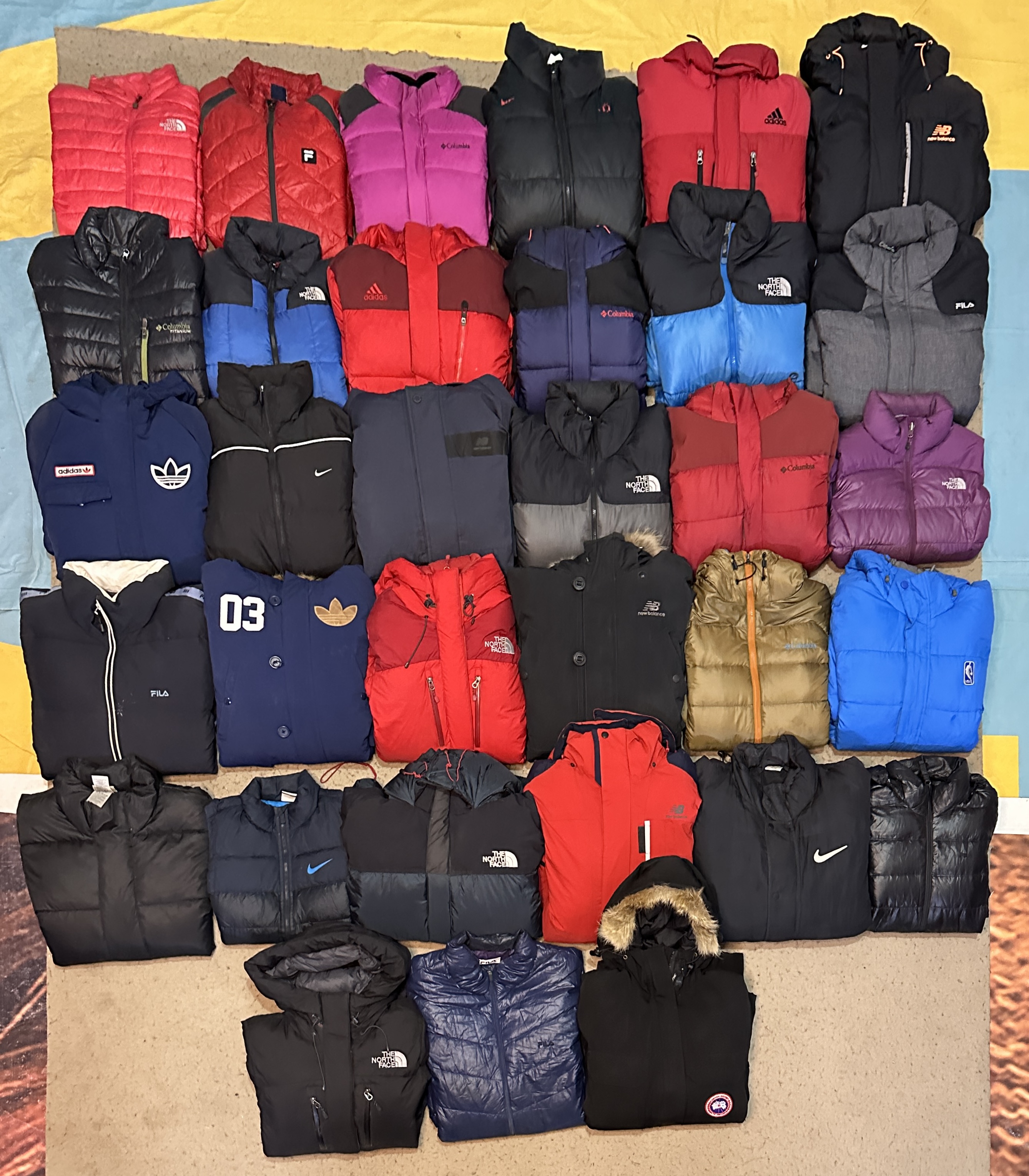 Authentic Mix Branded Puffer Jackets 33 Pcs