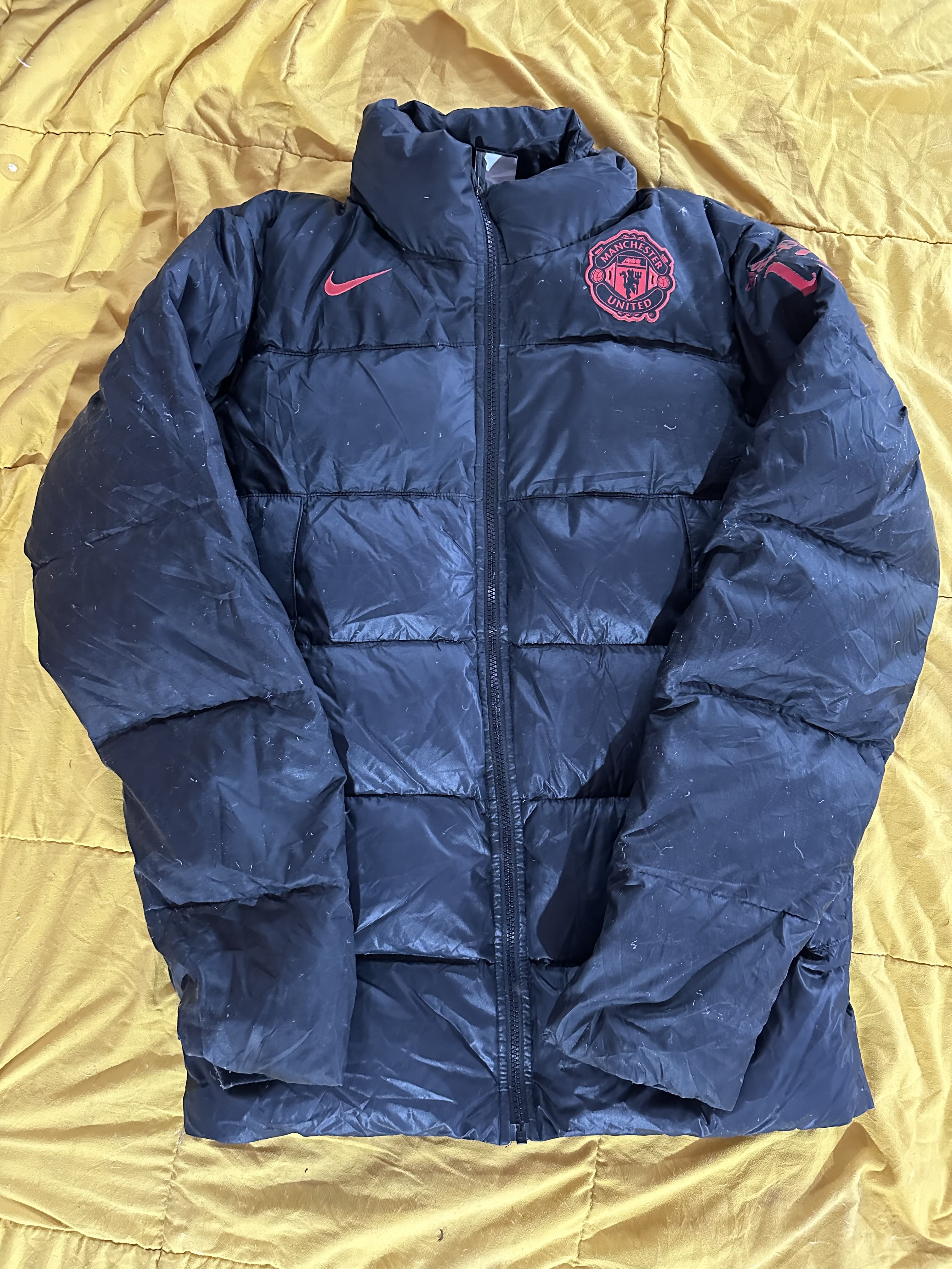 Nike Puffer Jackets 12 PCS