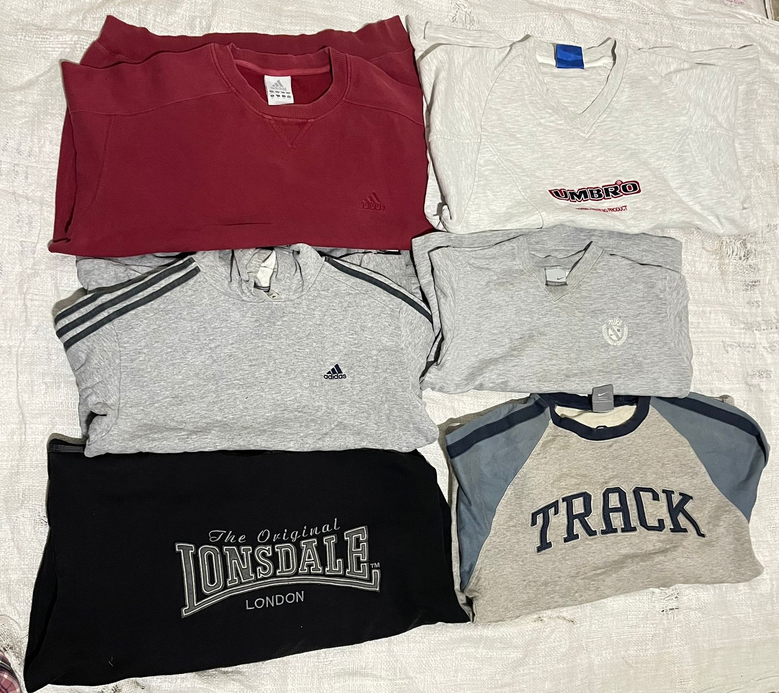 Brand sweatshirts 3