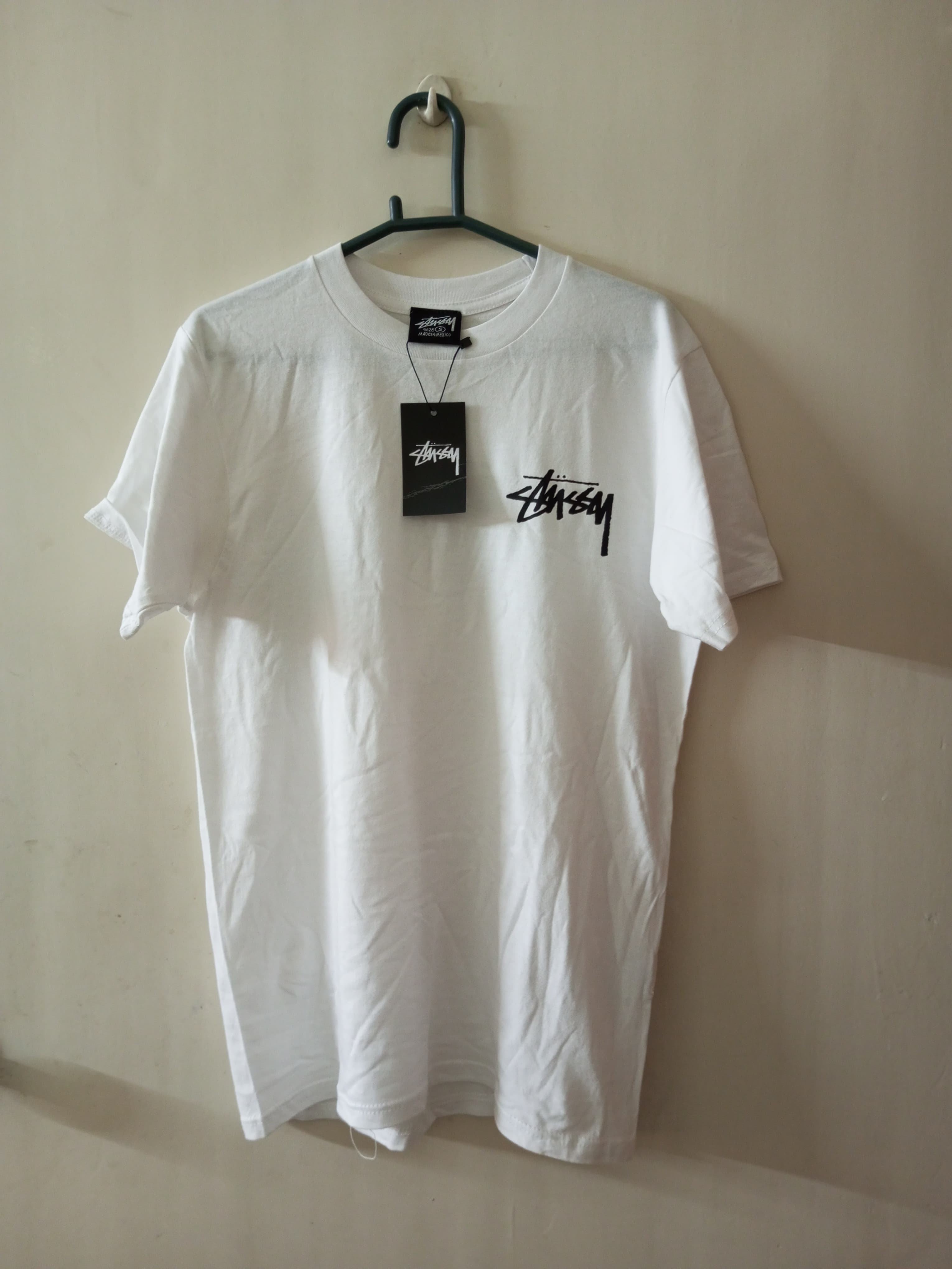 Stussy Rework Style white Signature Tees 20 pcs 422025