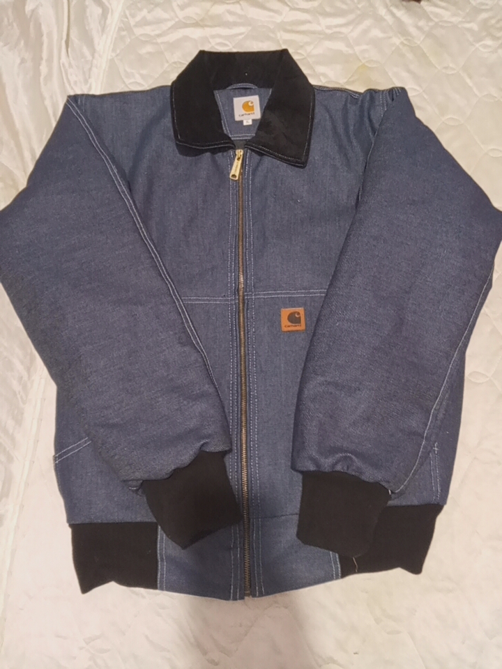 Giacca di jeans in stile rework.