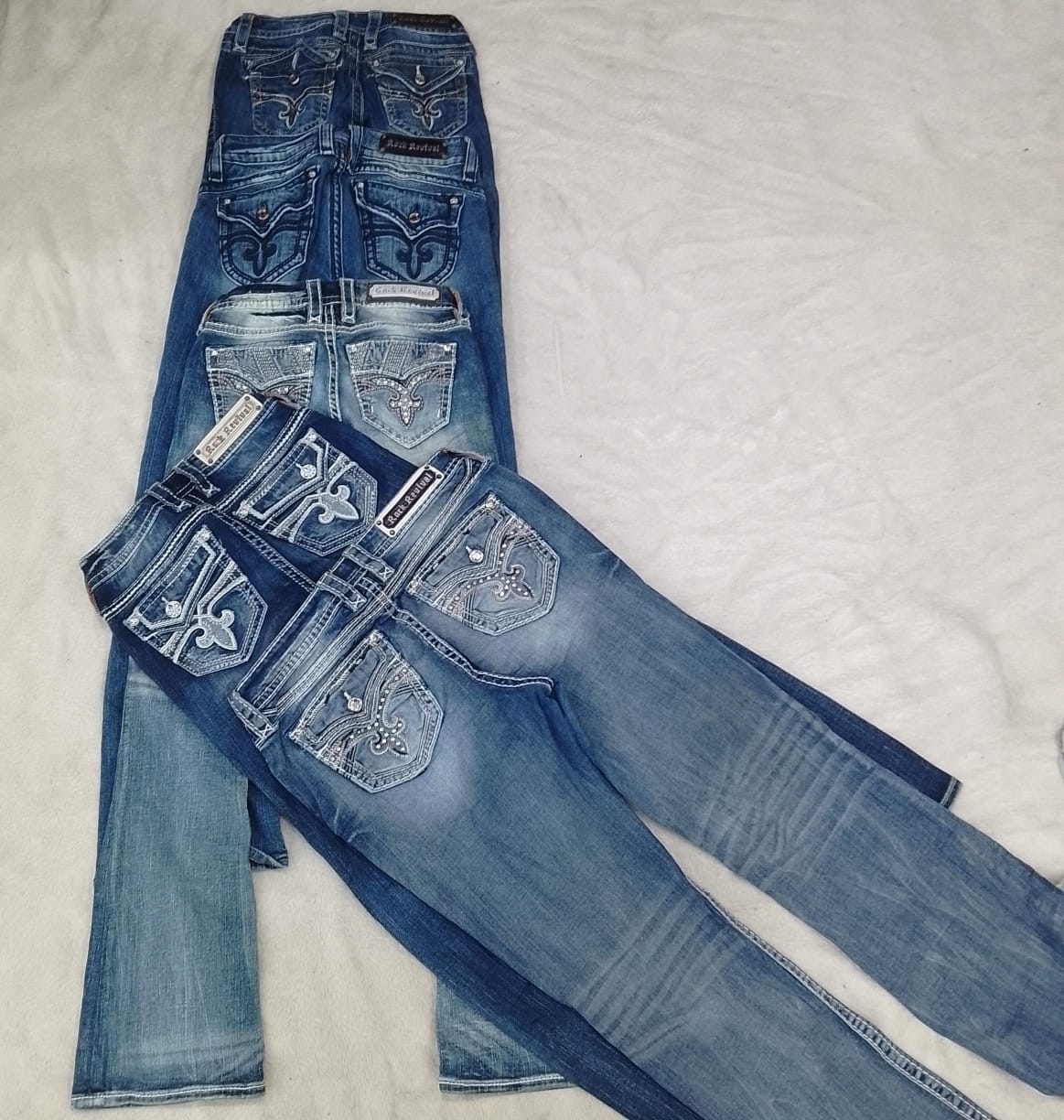 CR3545 Rock Revival Flare- und Gerade-Jeans - 20 Stück