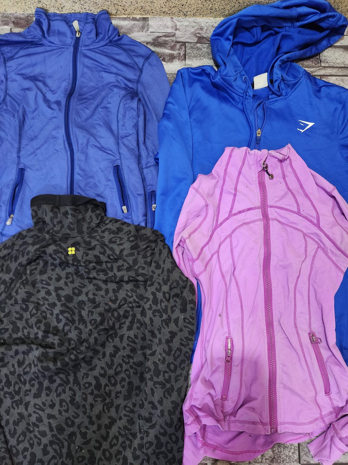 Mixed Branded Tops