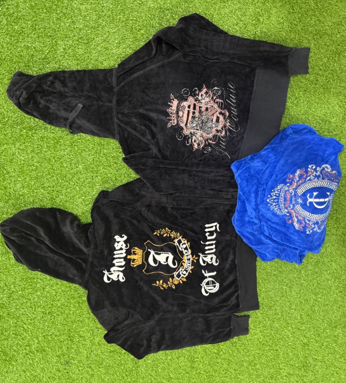 Juicy couture velour hoodies (N202) 15 pieces