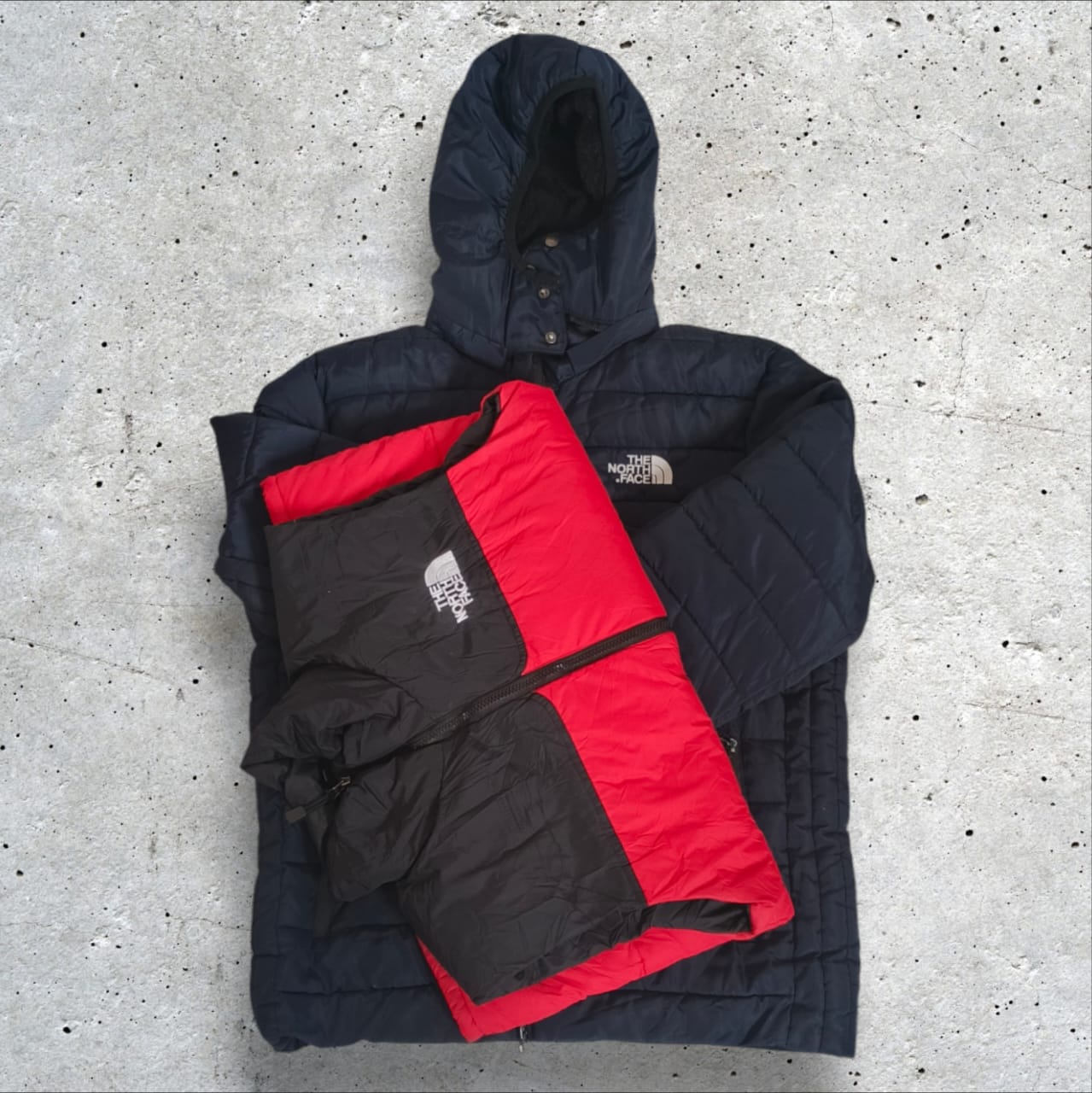 The north face puffer jacket 25pieces