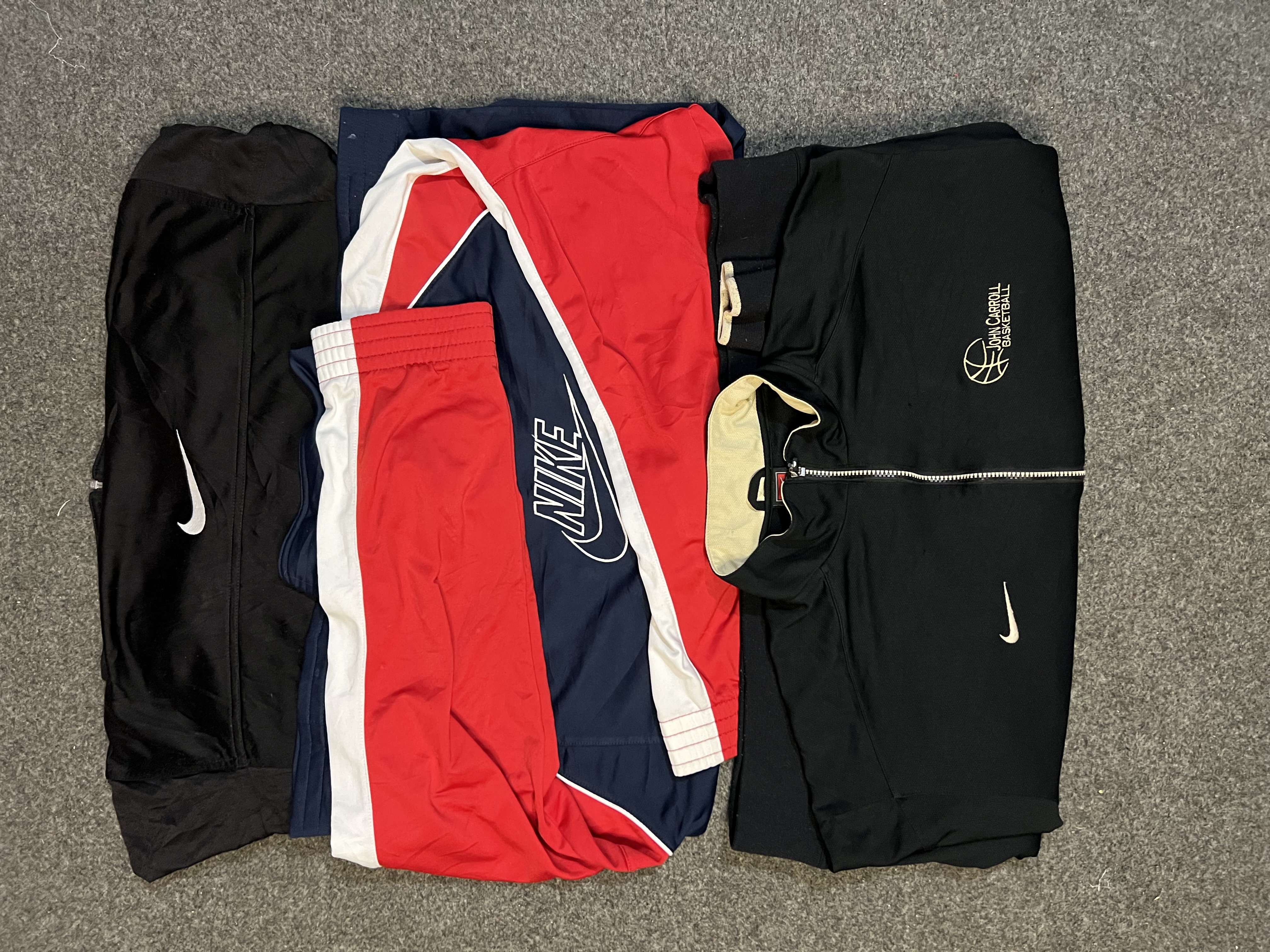 Nike Tracksuits Vintage & modren