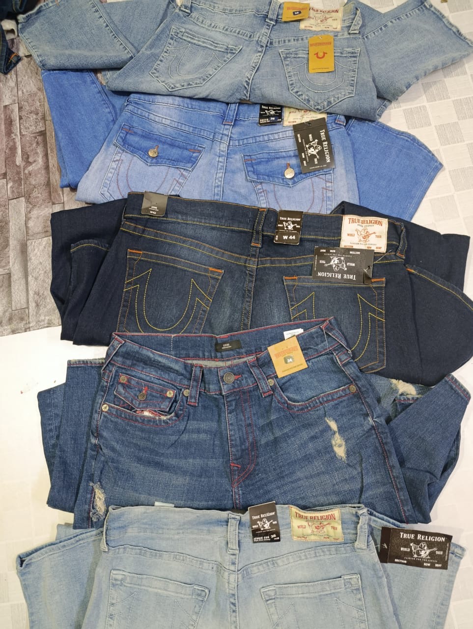 Men's True Religion Deadstock Fresh MOQ 15 pcs