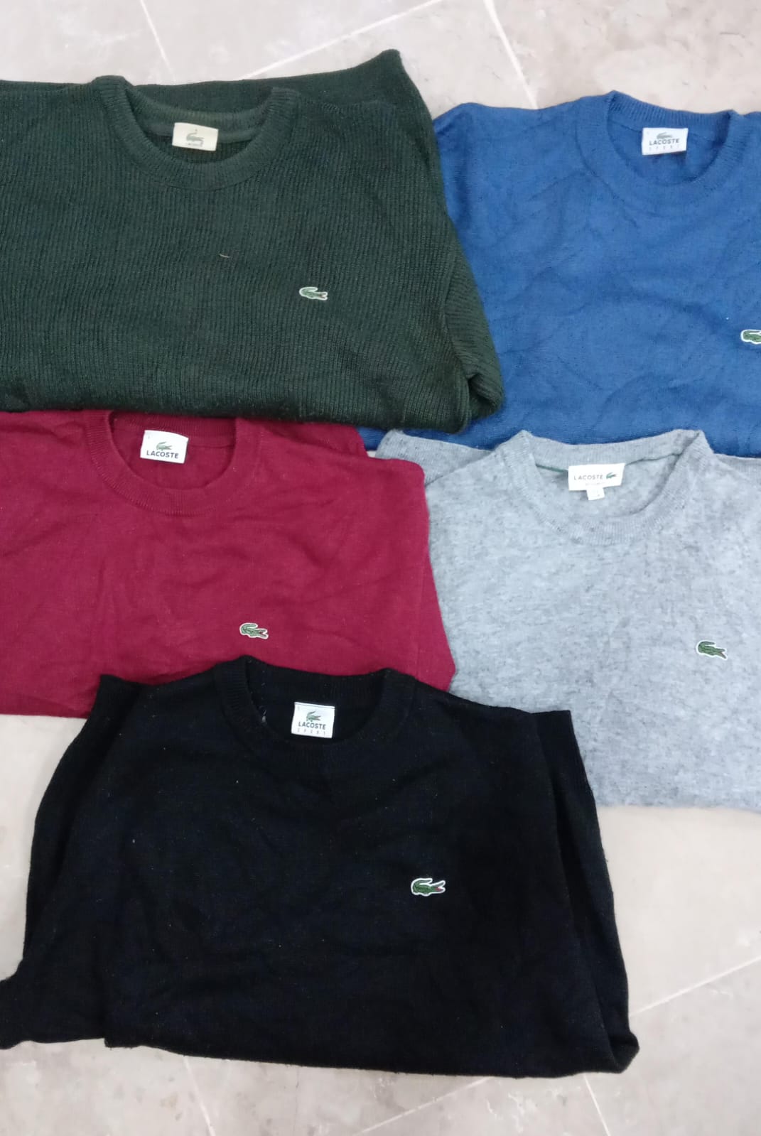 Lacoste Pullover 25 Stück.