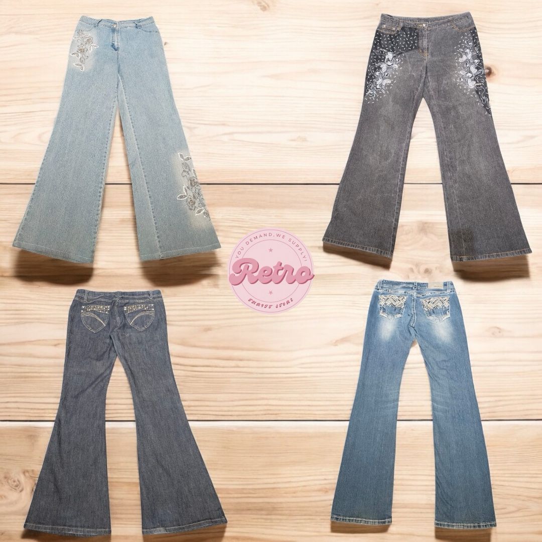 Jeans a campana ricamati in stile vintage Y2K: 10 pezzi