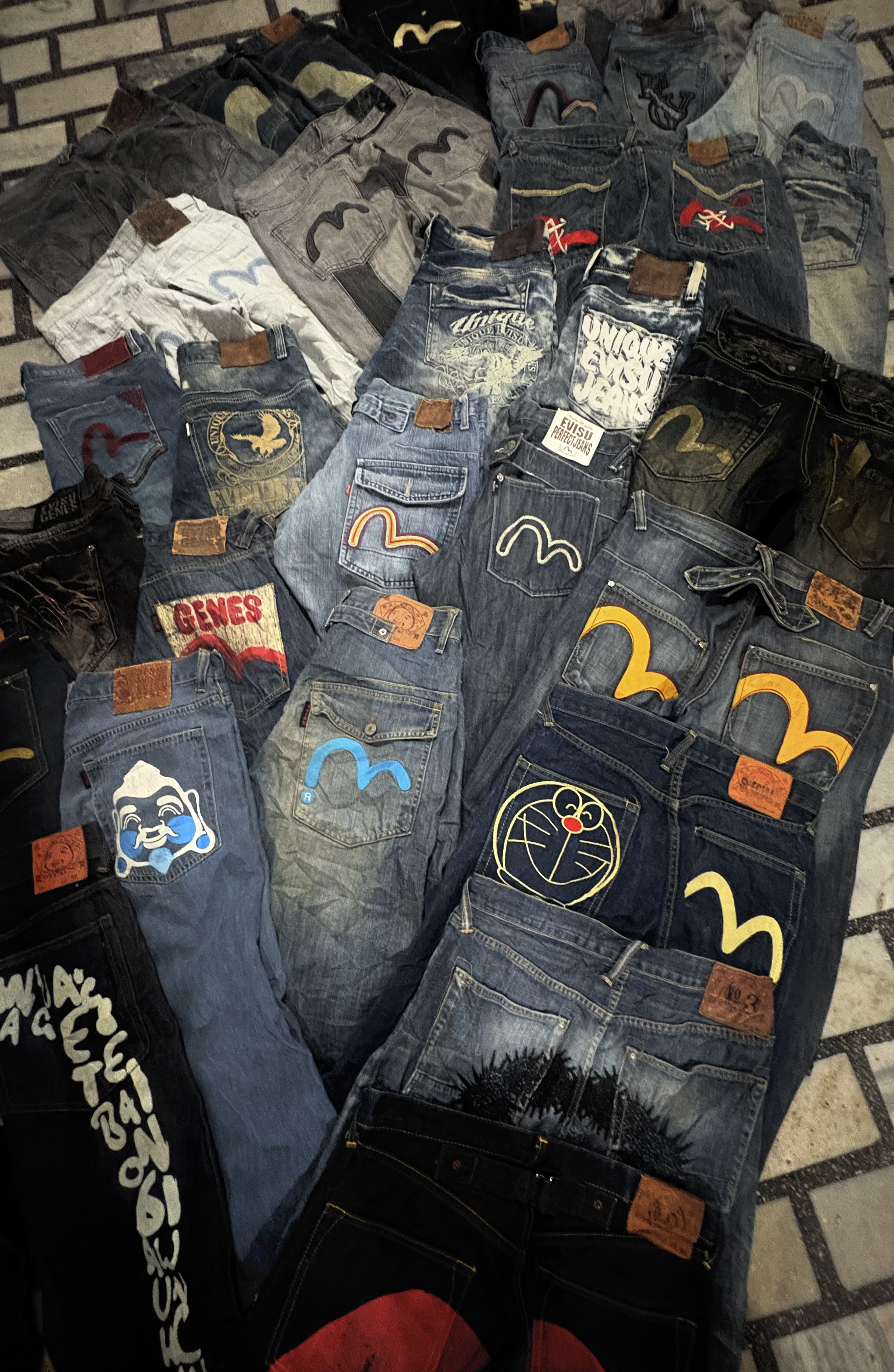 EVISU JEANS