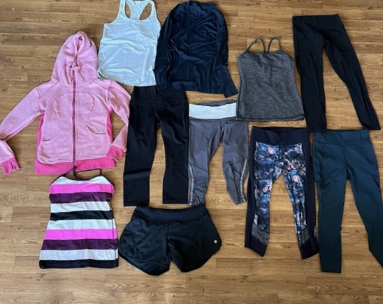 Lululemon mix Bundle 100 pcs (C)