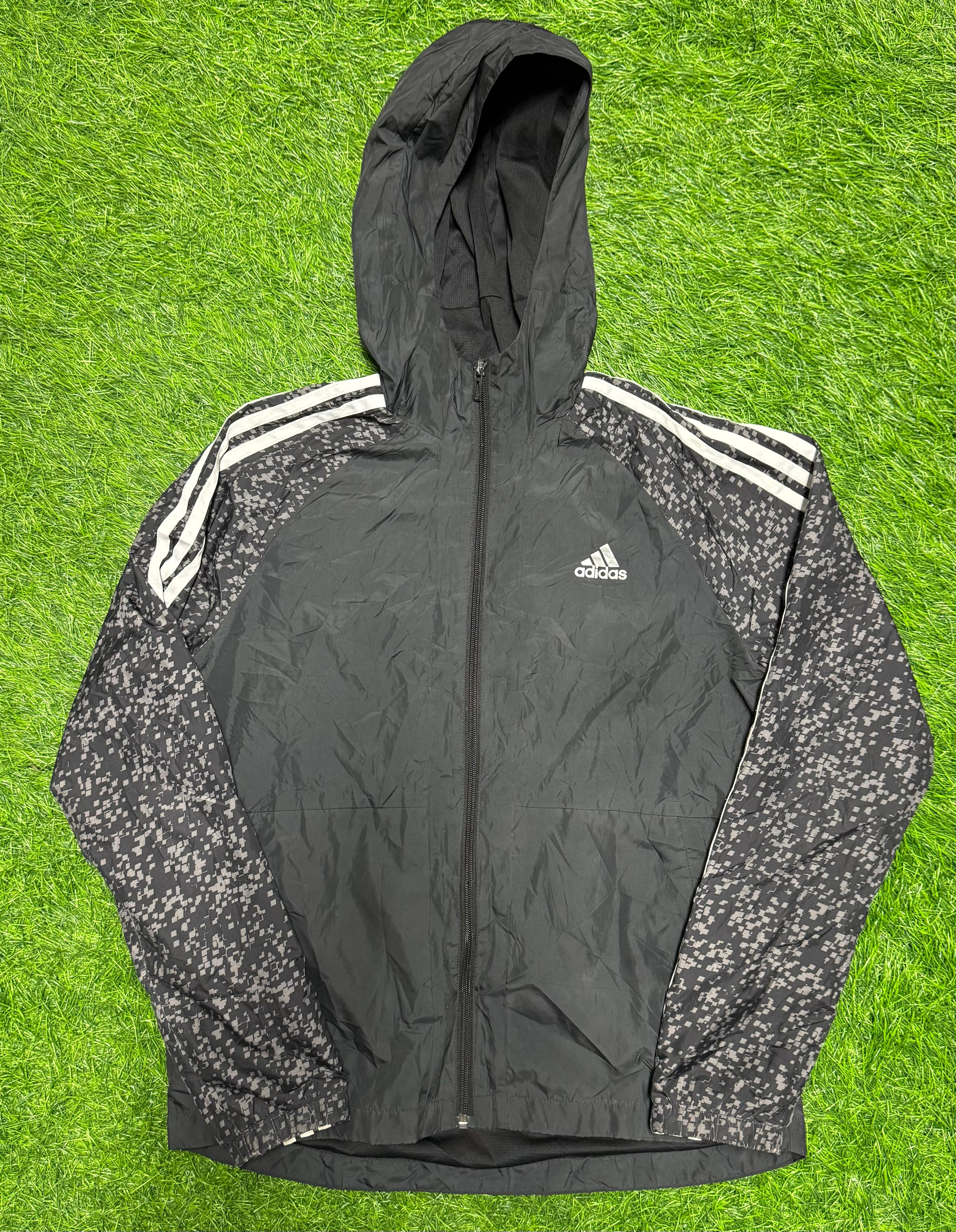 Veste de survêtement Nike & adidas 25 pièces