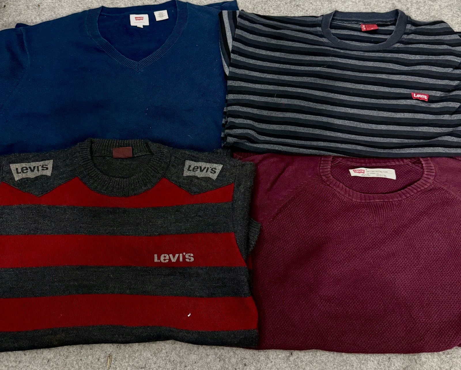 Levis sweater 15-pcs