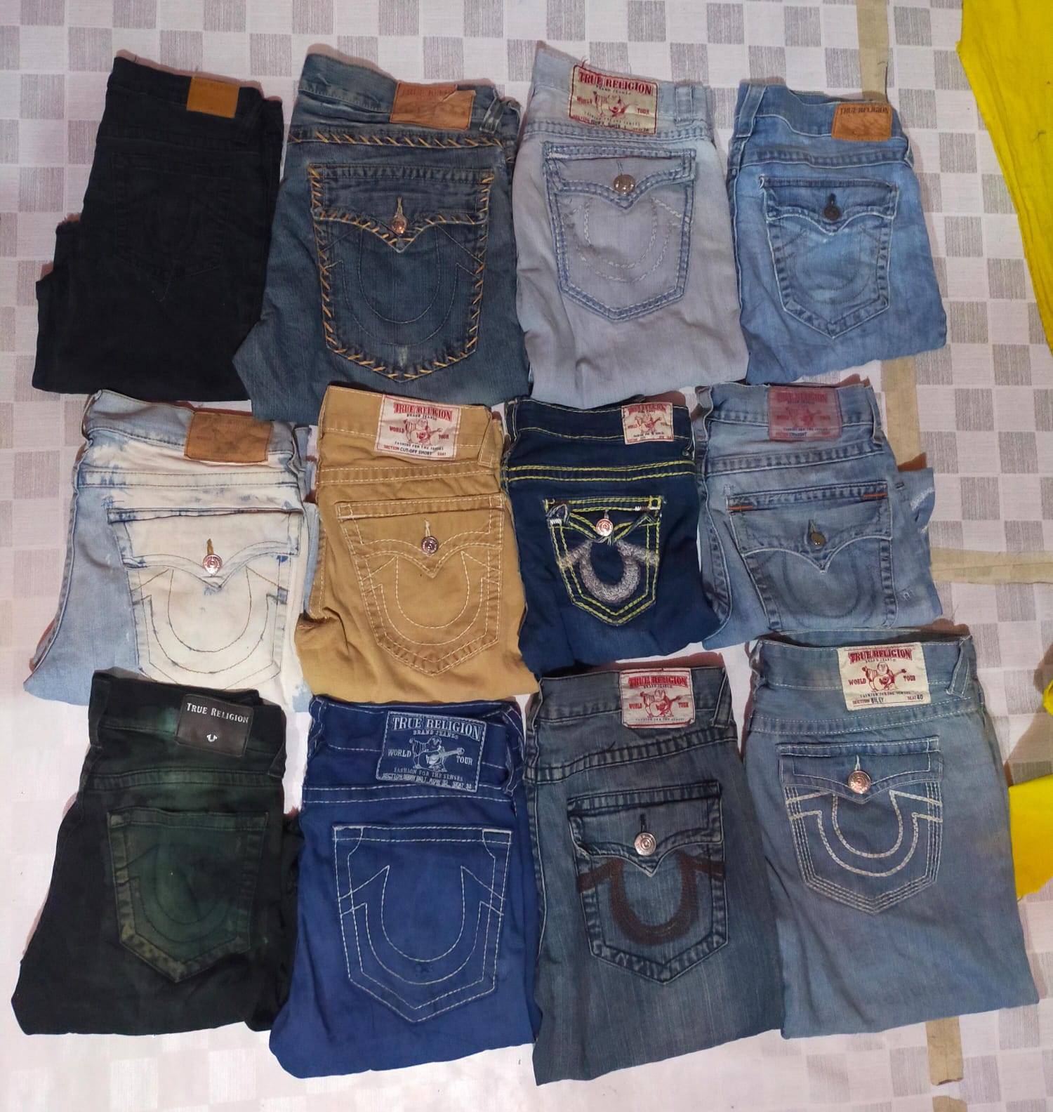 TRUE RELIGION BERMUDA TOTAL 12 PEÇAS (ID155)