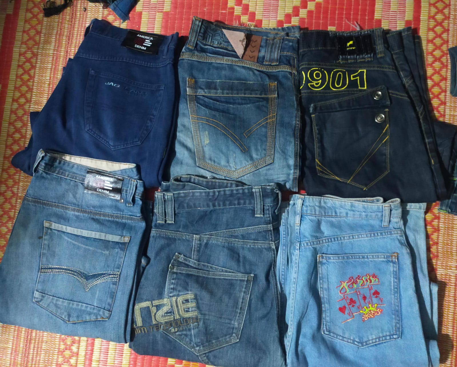 JEANS NON MARCHIANTI TOTALE 13 PEZZI (ID 85)