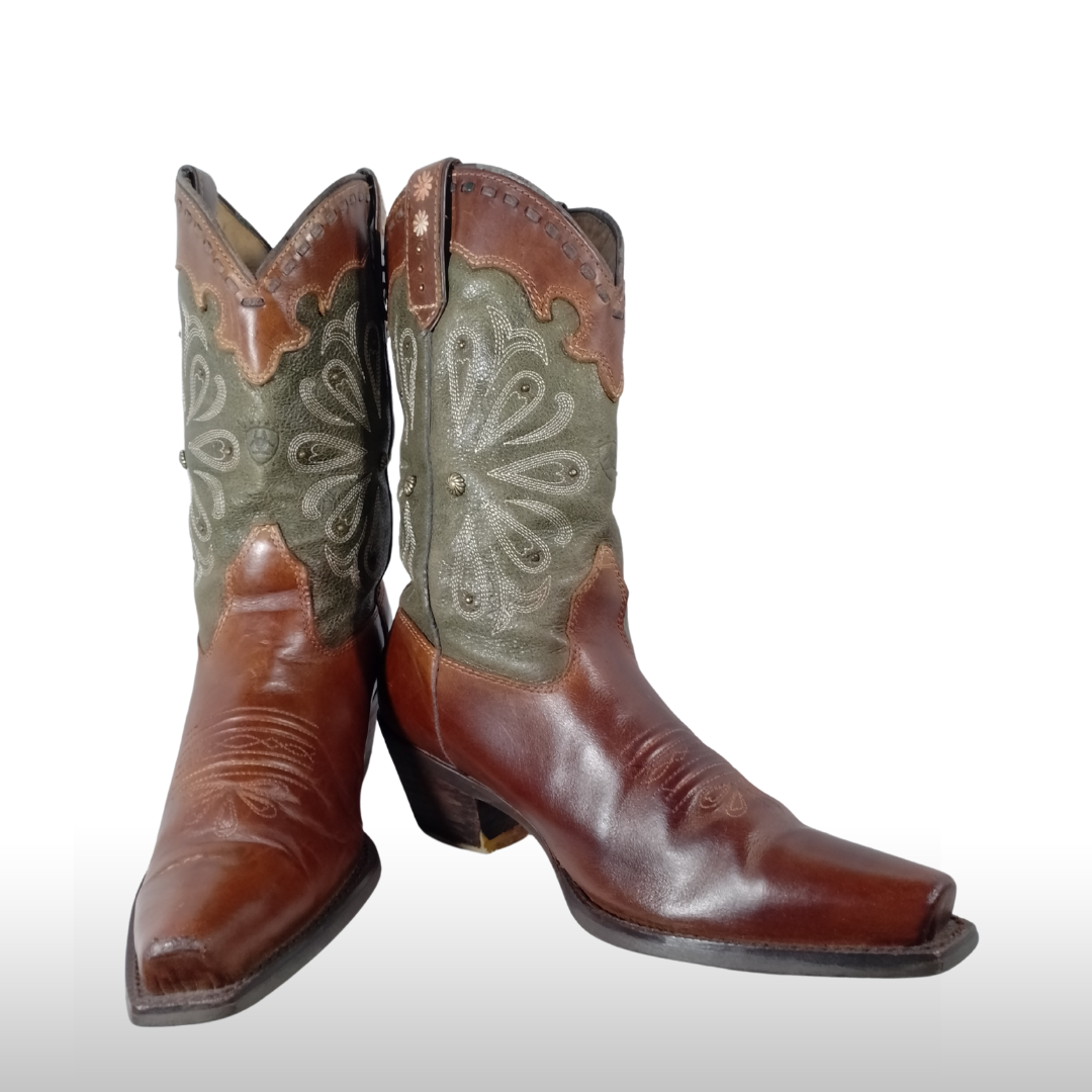 SA#125 Ariat, Justin, Durango, Lucchese 1888, Twisted X - 15-Pair Cowboy Boots Collection