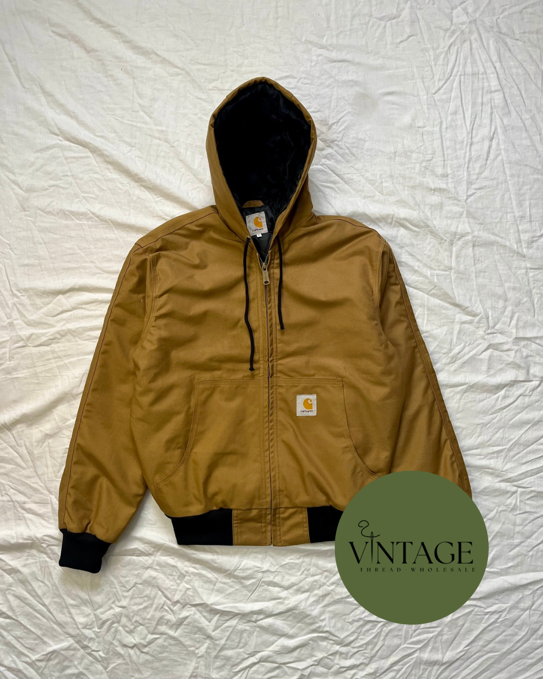 Veste à capuche noire style rework Carhartt - 15 pièces