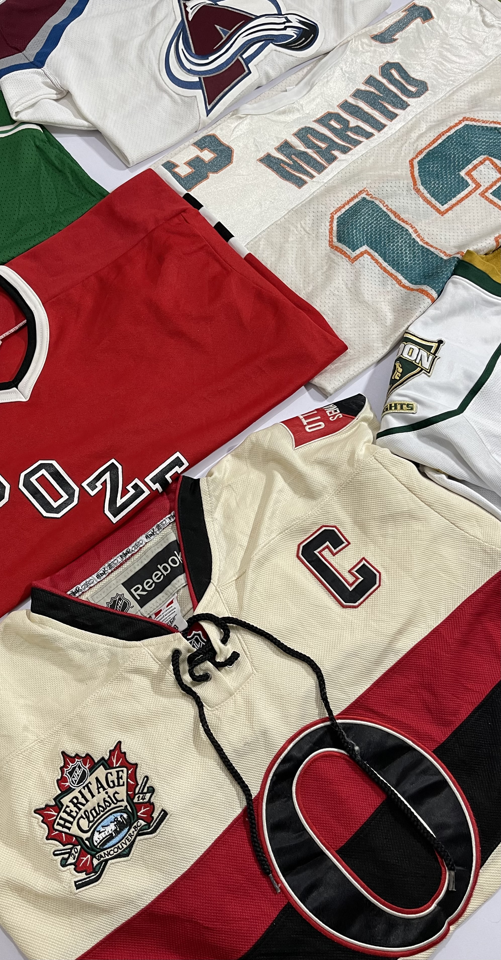 NFL NHL NBA MLB maillots 30 pièces