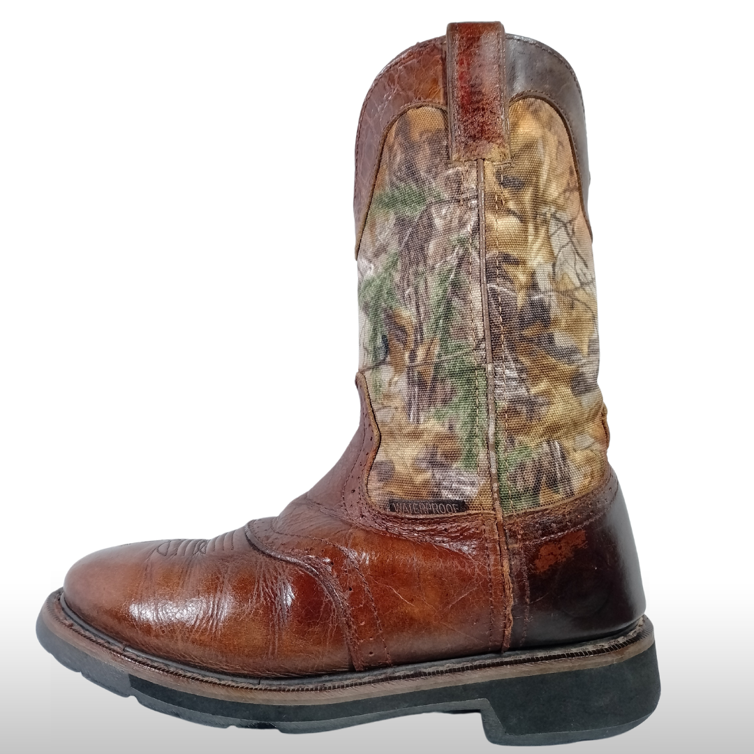 SA#126 Ariat, Justin, Durango, Frye, Twisted X & More - 25-Pair Cowboy Boots Collection (Ostrich Pattern)