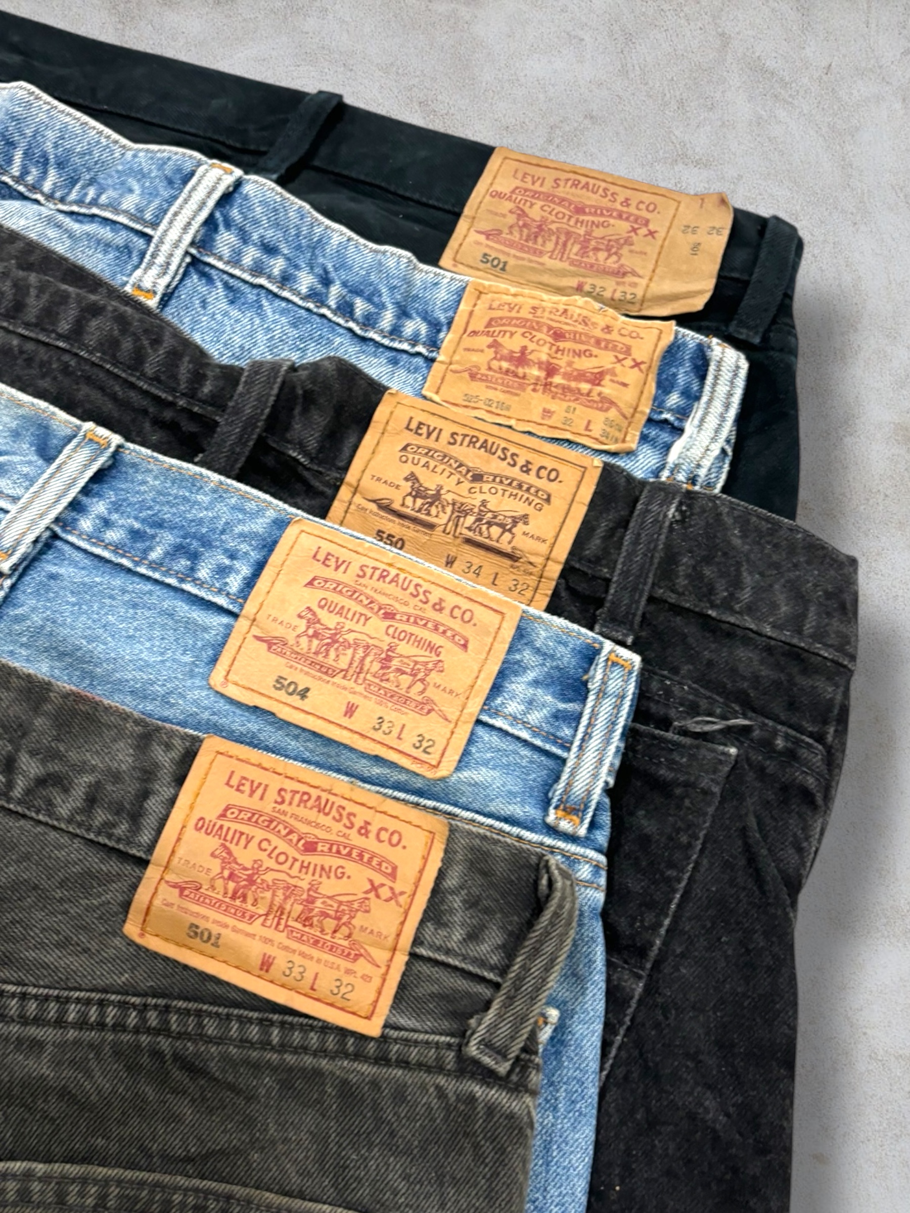 Levi's Mix Code Papieretikett Jeans 20 Stück (A-14)