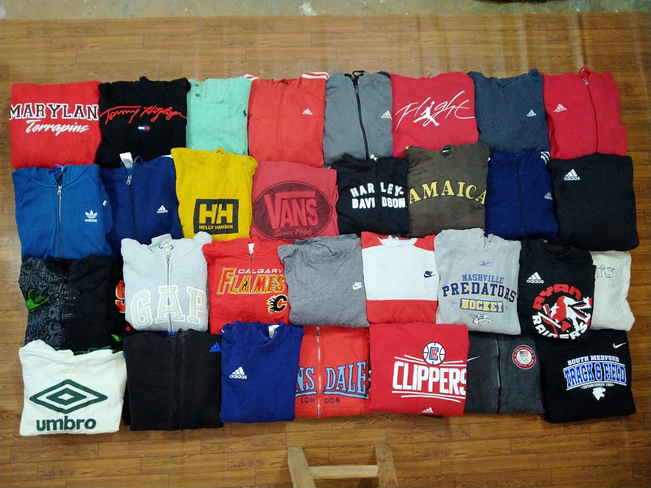 Branded Hoodies 100 Pcs