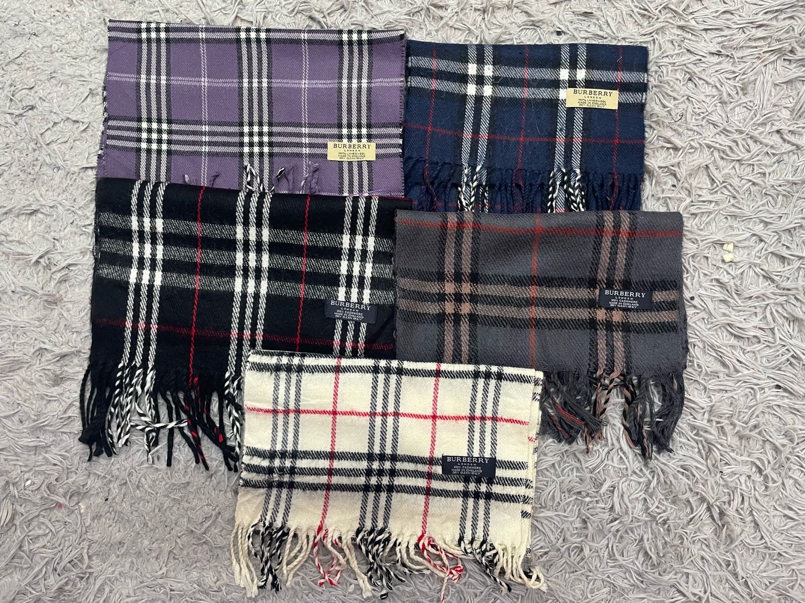 Cachecóis Burberry 10 pcs