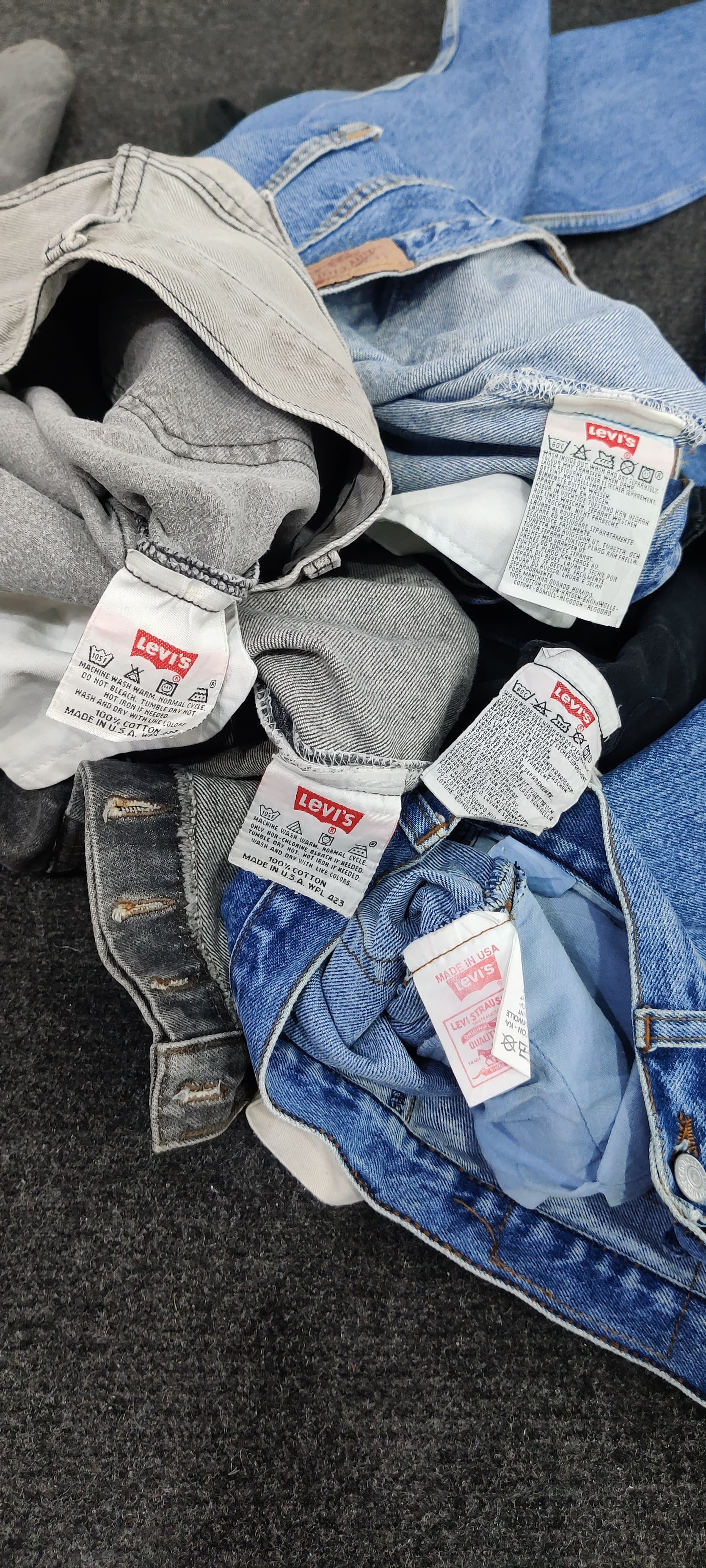 Jeans Levis 501 avec étiquette en papier