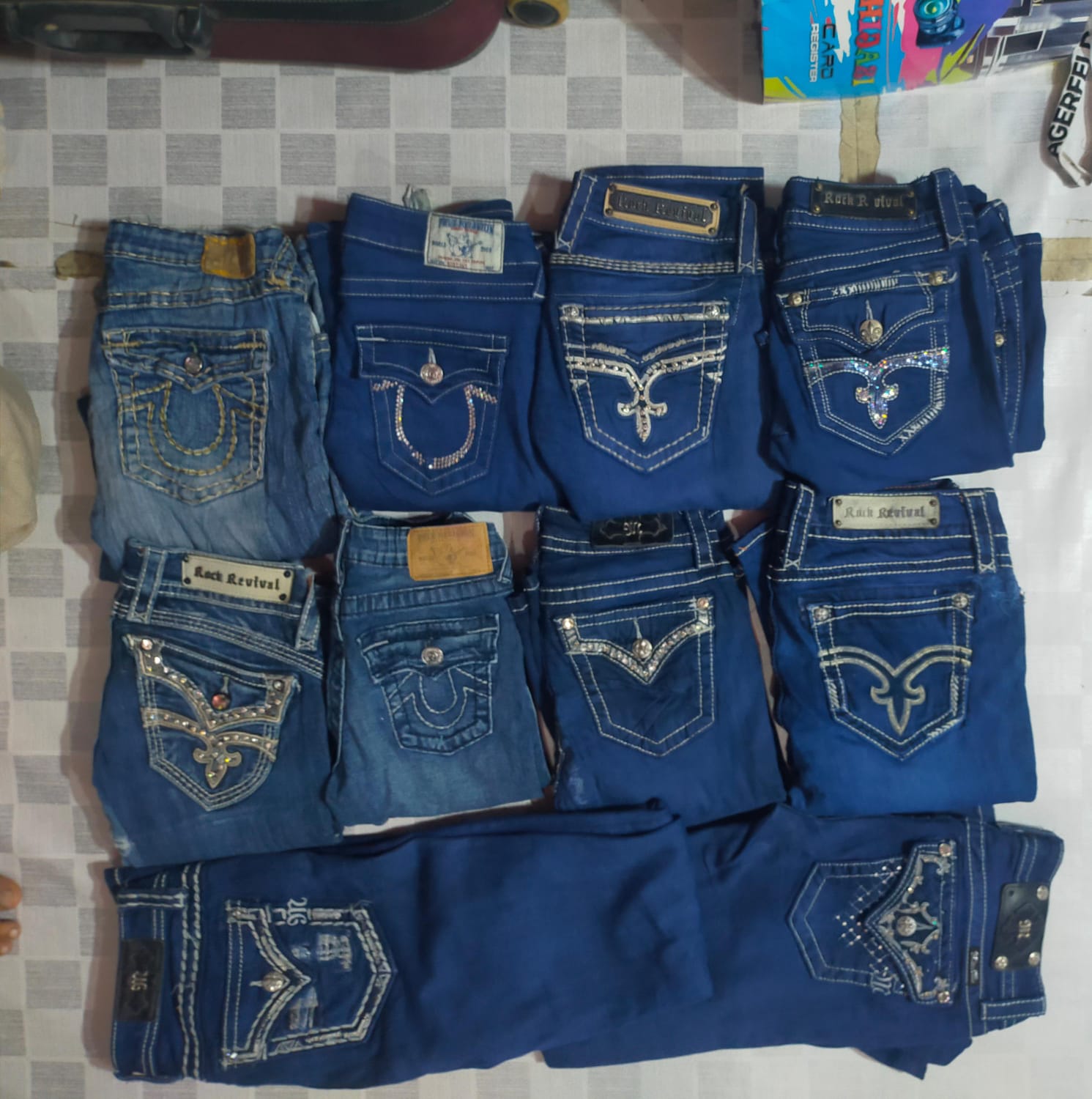 MISS ME ROCK REVIVAL ET TRUE RELIGION JEANS TOTAL 10 PIÈCES (ID 382)