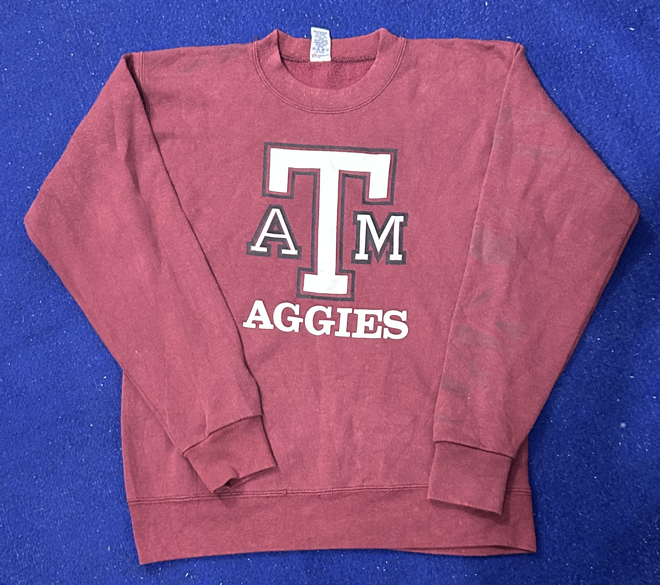 Sudadera con estampado de caricaturas y animales, 29 piezas.