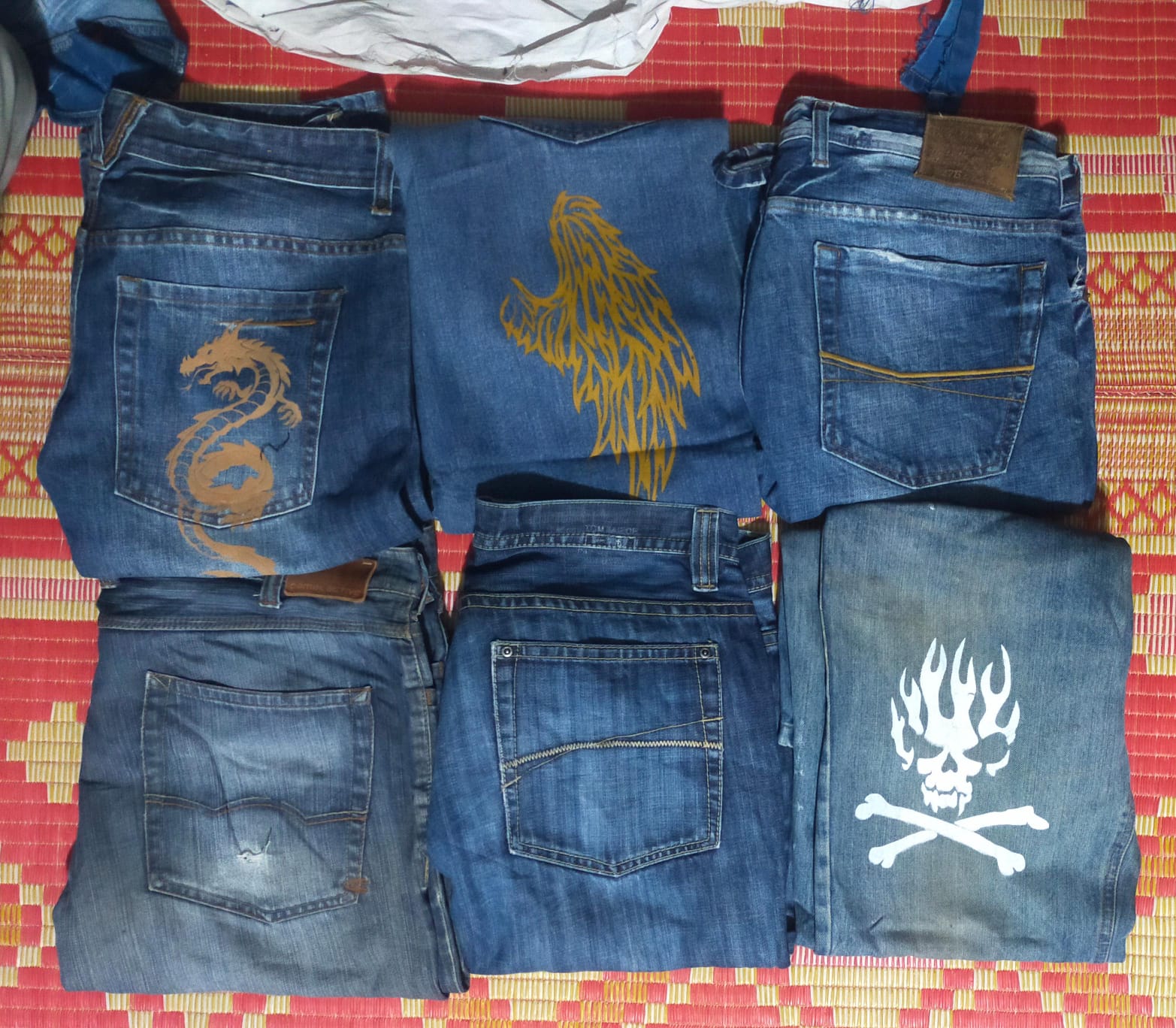 JEANS SANS MARQUE TOTAL 10 PIÈCES (ID 185)