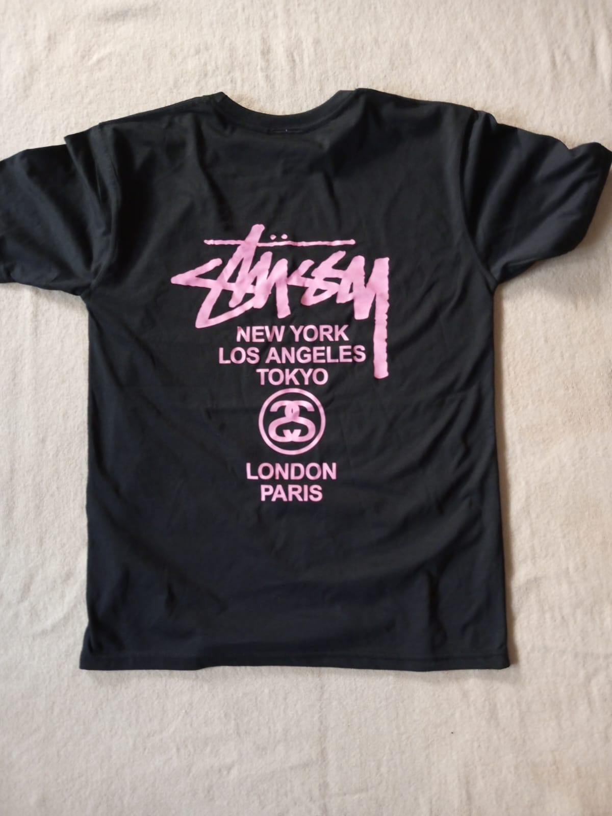 Stussy retravailler style tournée mondiale t-shirt rose titre noir 20 pcs