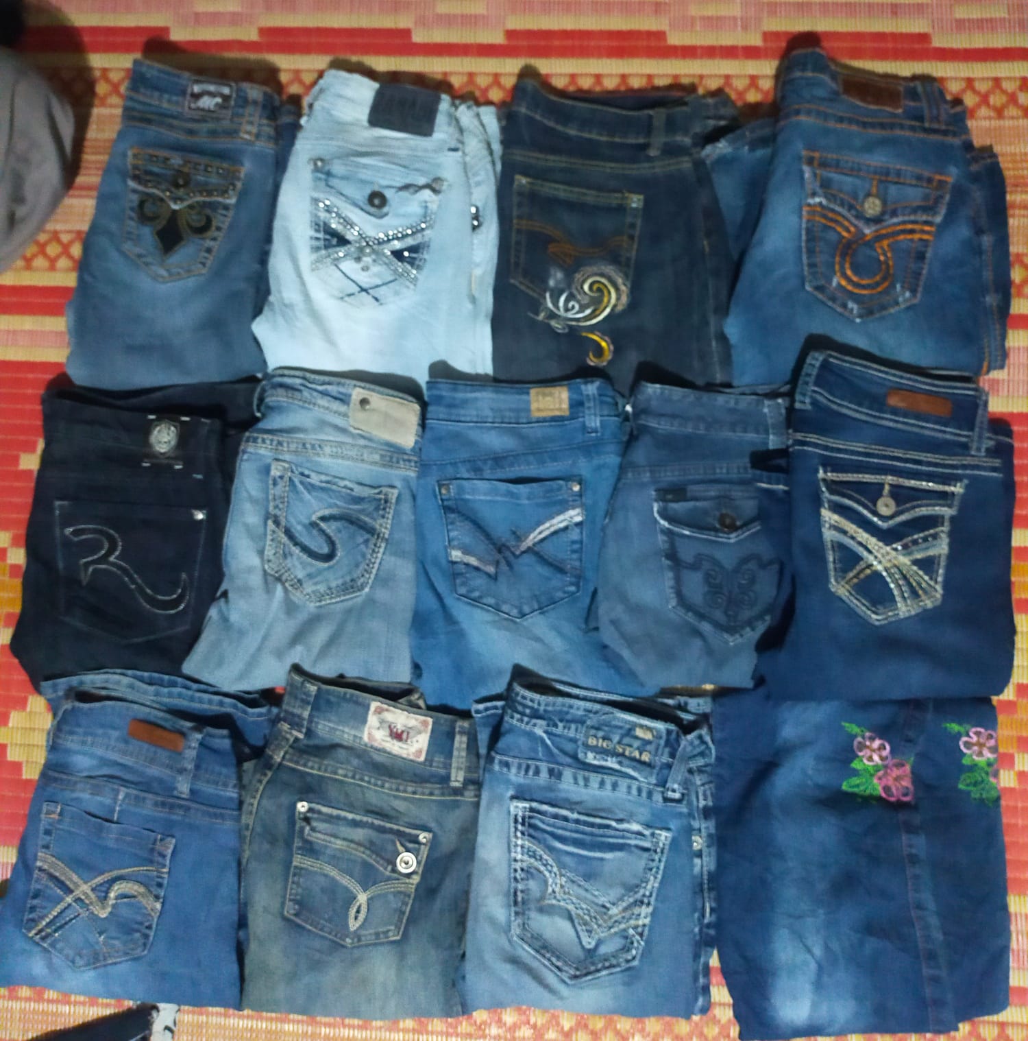 LEE AND OTHER MIX BRANDS JEANS TOTAL 13  PIECES (ID 130)