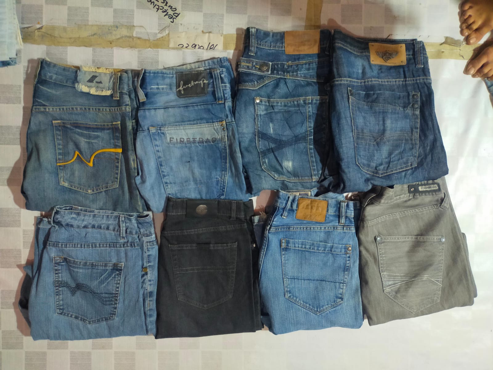 UNBESCHRIFTETE BAGGY JEANS GESAMT 15 STÜCKE (ID 290)