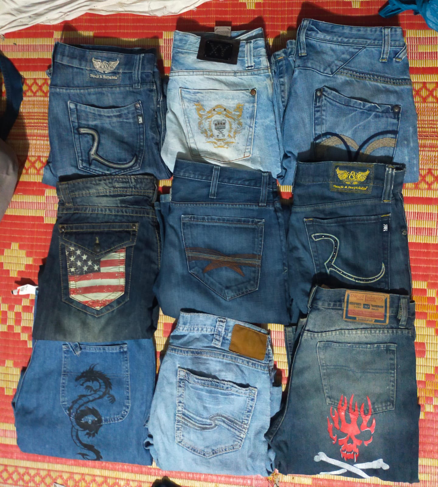 DIESEL BAGGY AND OTHER MIX BRANDS JEANS  TOTAL 14  PIECES (ID 304)